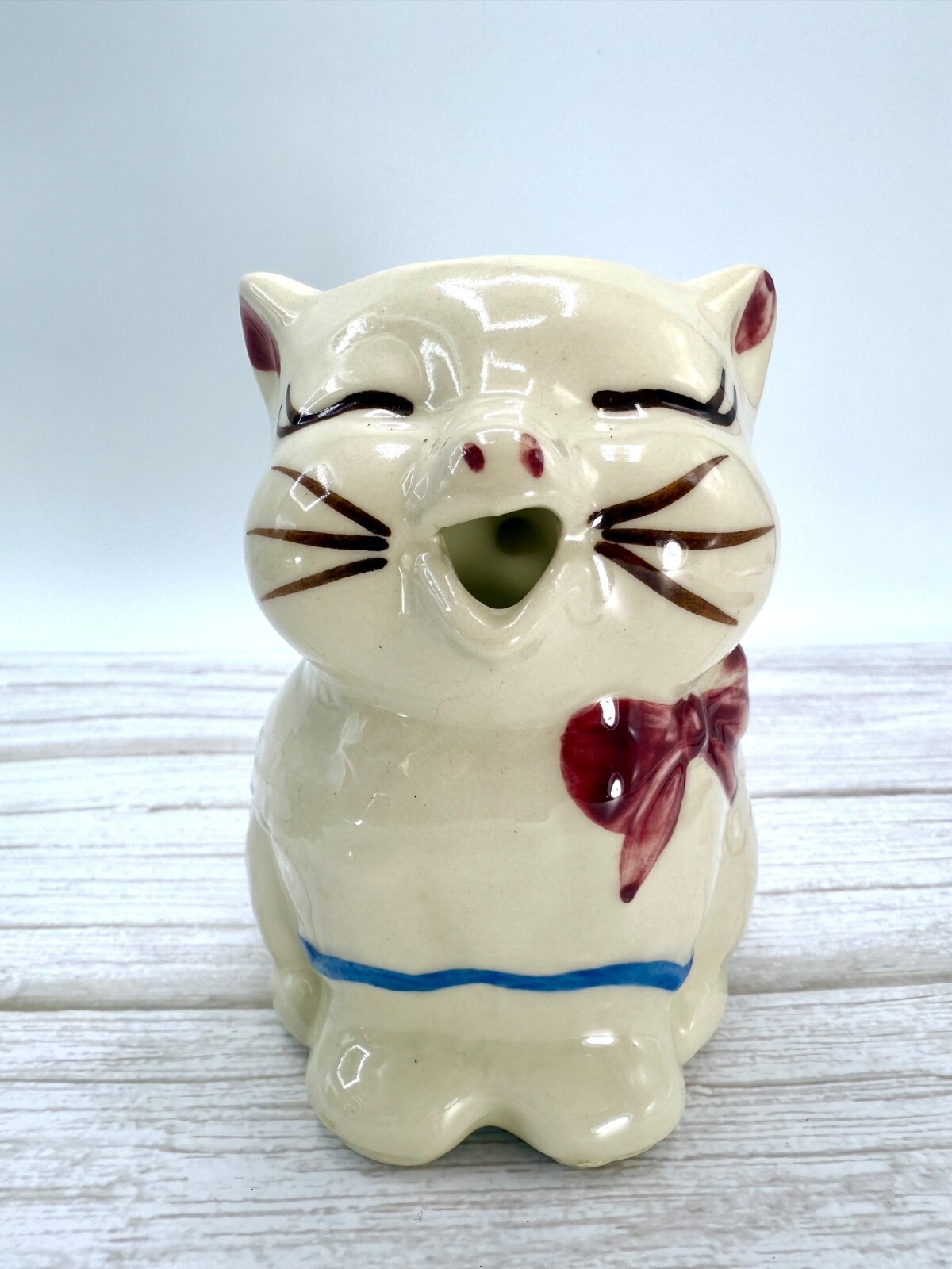 Vintage Shawnee Puss \'N Boots Creamer 1940\'s Made In USA