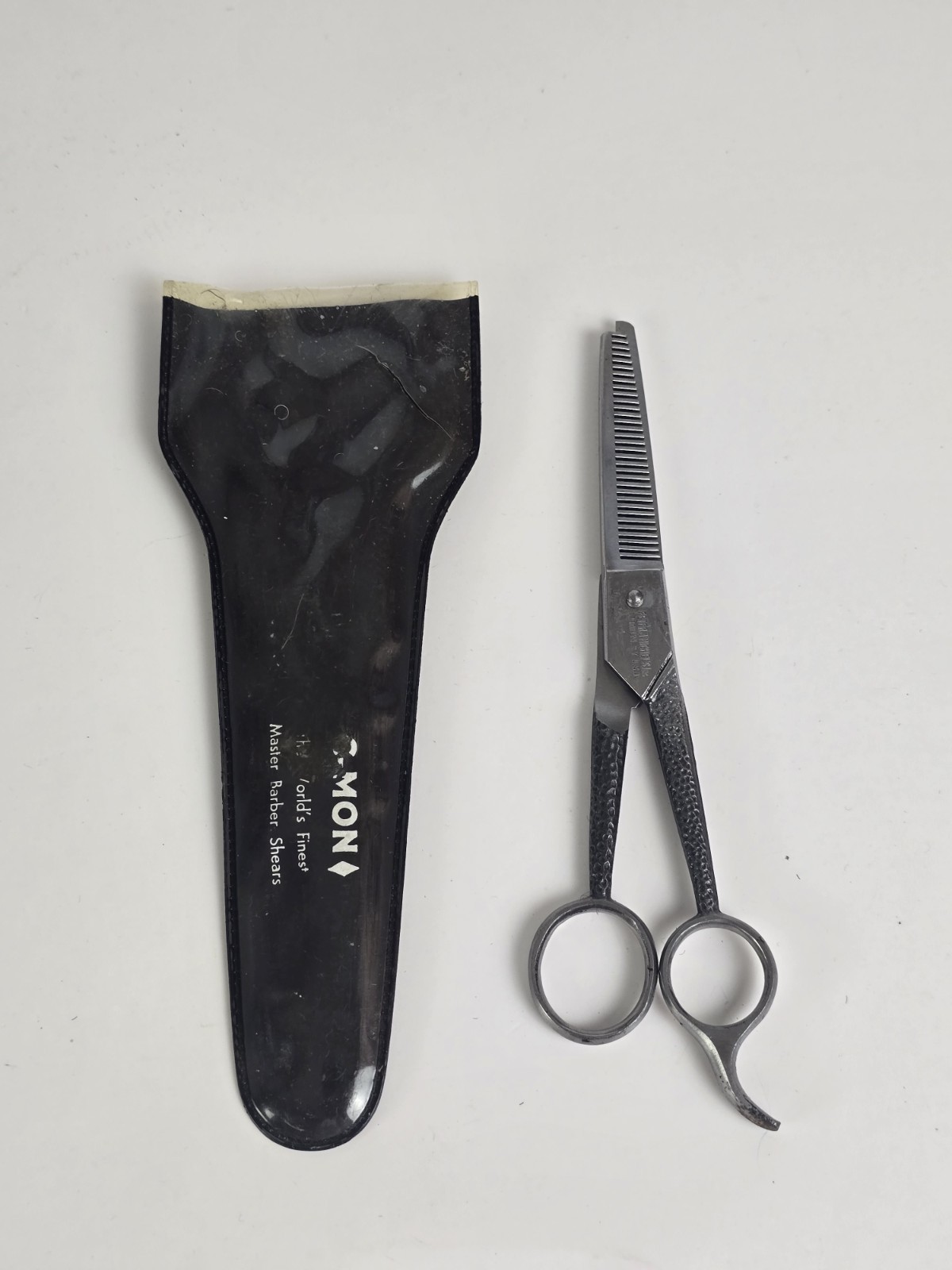 VINTAGE PETER J MICHELS C-MON HF BARBER SHEARS SCISSORS HAMMERED RIGHT HAND 1930