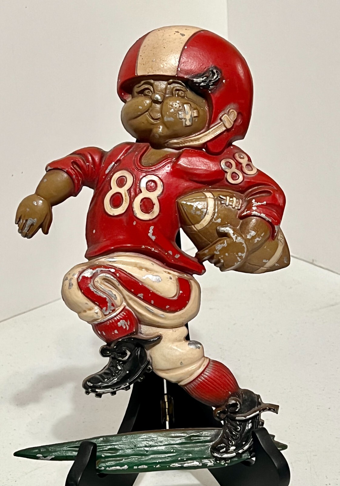 1976 Homco 1254 Football Player Cast Alum. Metal Wall Decor USA 11.25\