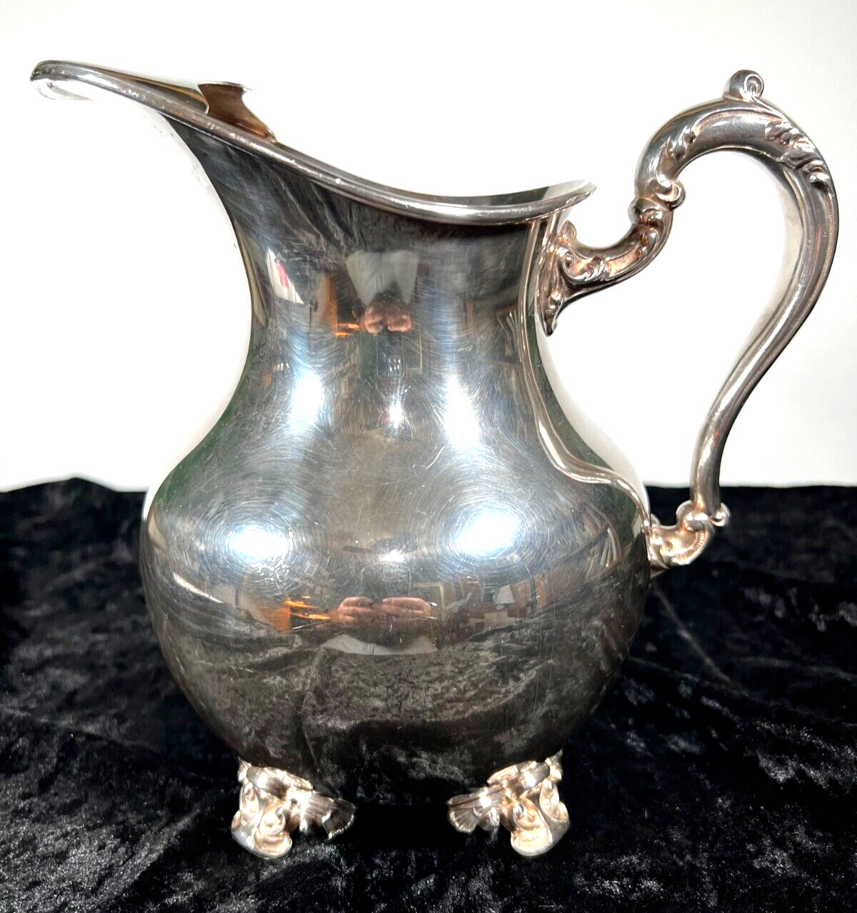 Vintage Poole Old English Water Pitcher with Ice Lip #5008