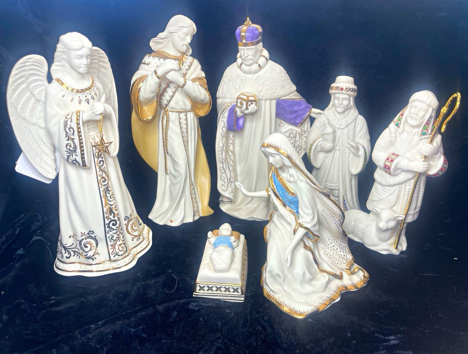 Lenox First Blessing Nativity 7 Pc Holy Family Kings Angel Shepherd 24K Gold Lenox First Blessing Nativity 7 Pc Holy Family Kings Angel Shepherd 24K Gold
