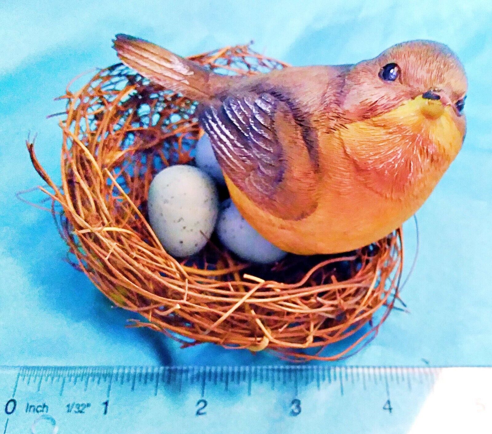 Realistic Large Robin Bird Nesting Resin Figurine on Nest w/ Eggs