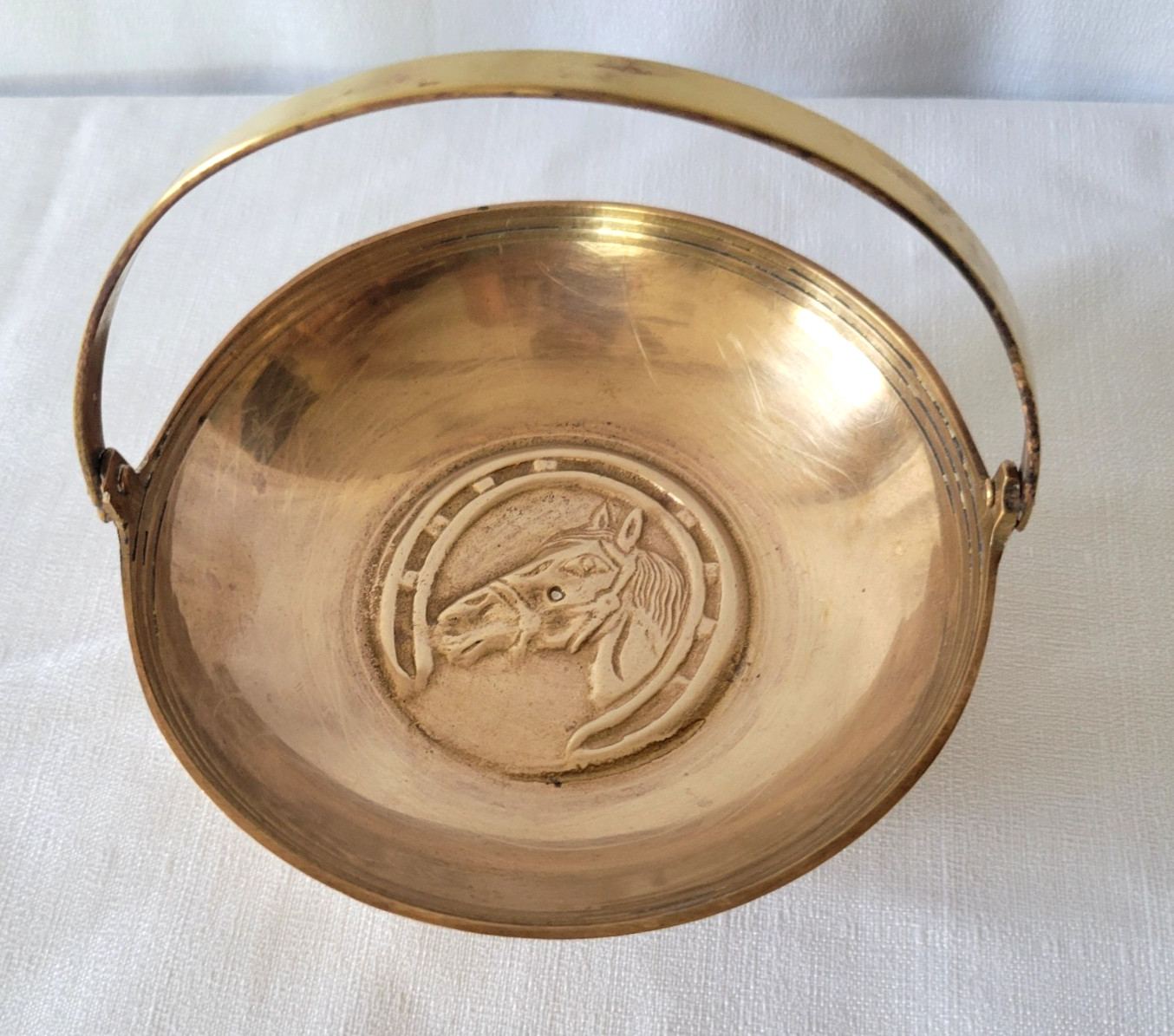 Vtg Solid Brass Bowl w/Handle Horse & Horseshoe Basket Pedestal Base India 4.5