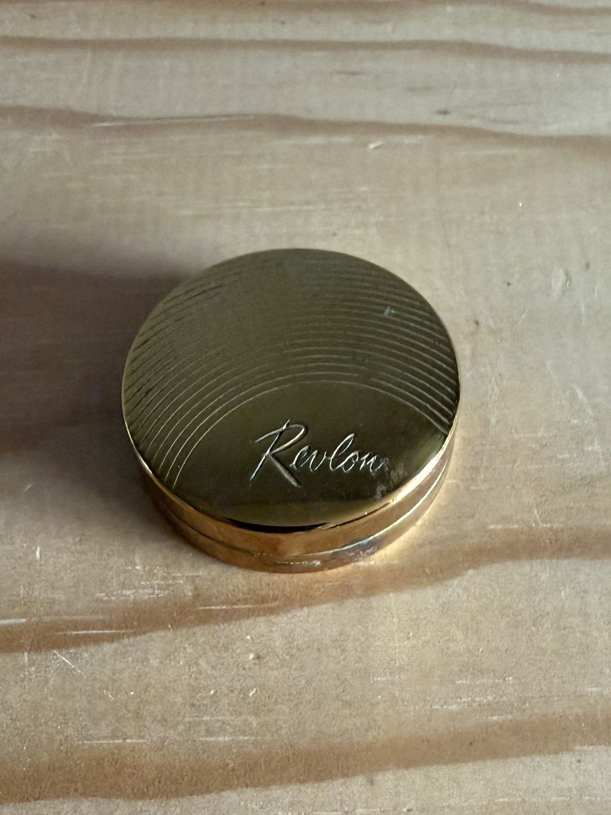 Vintage Revlon Gold Metal Mirrored Compact Rouge Make Up Pink USA
