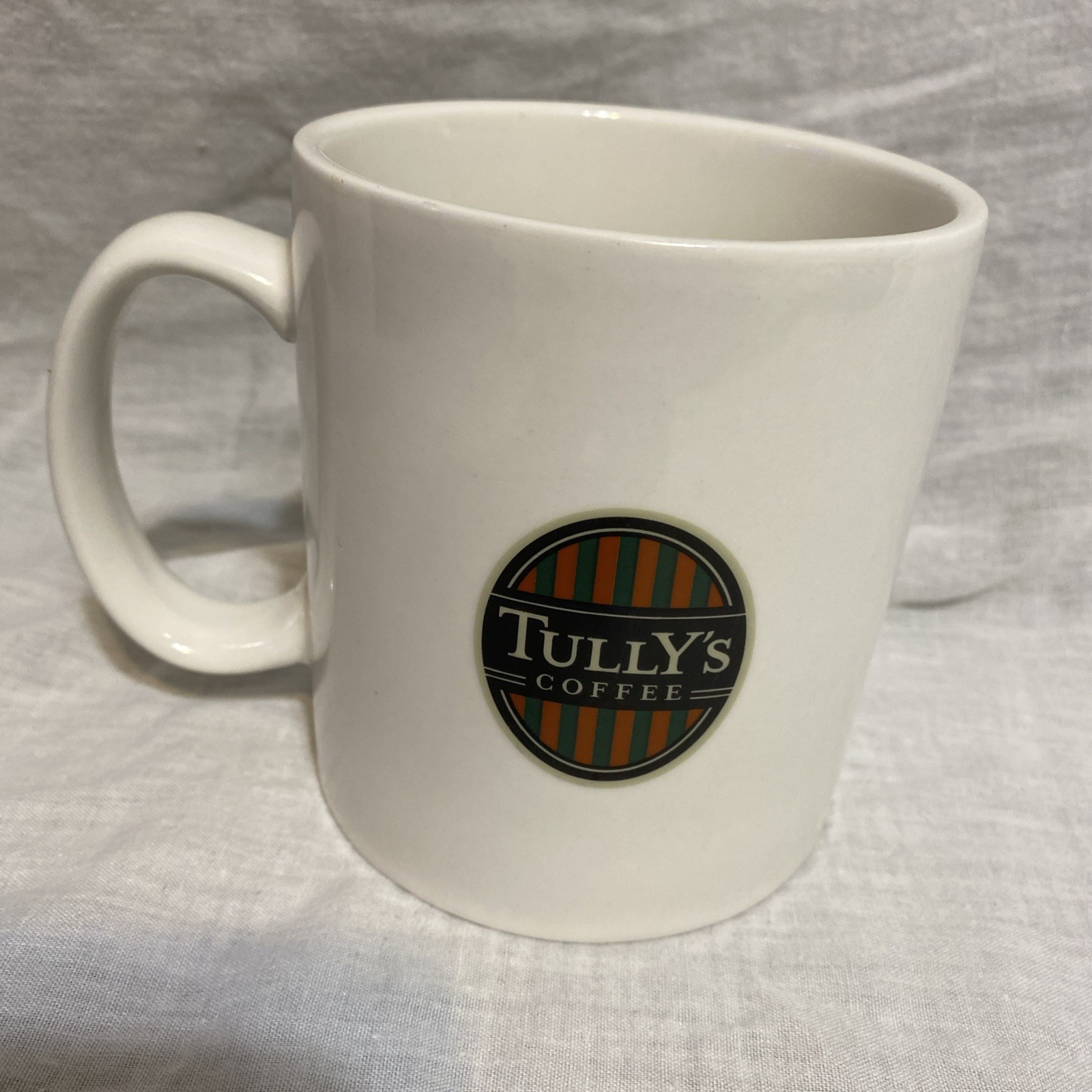 Tully’s Coffee Holiday Series Mug
