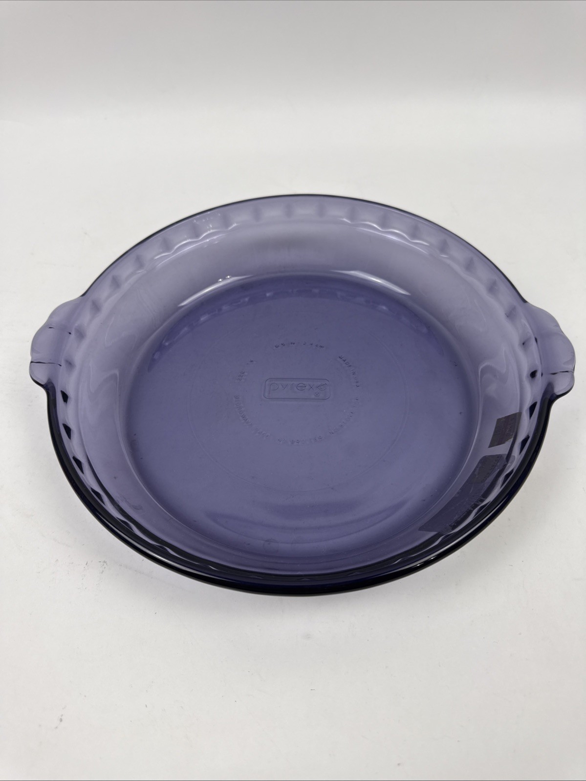 Vtg Pyrex Amethyst Glass Pie Plate 229 Purple Fluted Deep Dish 9.5 Vtg Pyrex Amethyst Glass Pie Plate 229 Purple Fluted Deep Dish 9.5