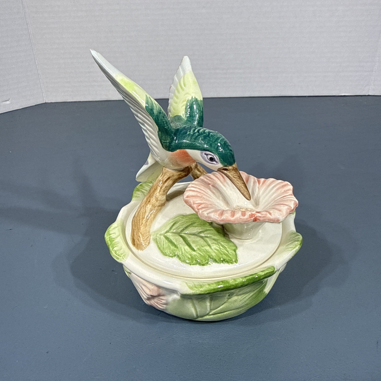 Vintage Fitz & Floyd HUMMINGBIRD AND HIBISCUS Porcelain Trinket Box 1988
