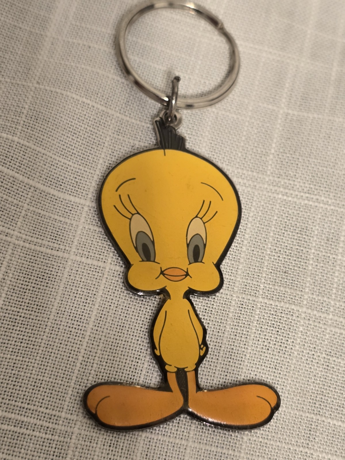tweety bird keychain enameled vintage 1998 mint condition 2.5\