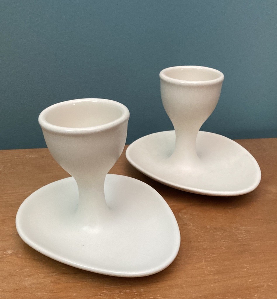 Set of 2 Nigella Lawson Porcelain Egg Cups Saarinen Milky White Vintage PERFECT 
