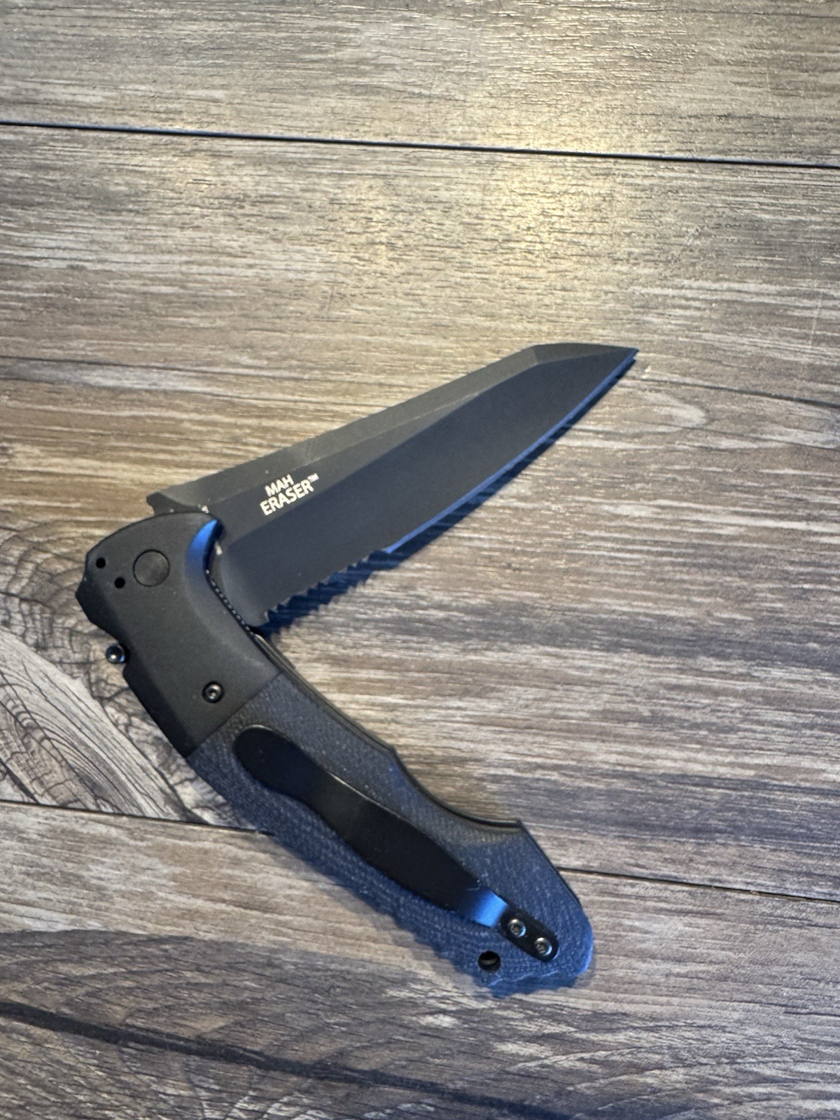 CRKT 8900k Eraser Mah folding knife Black Out Rare