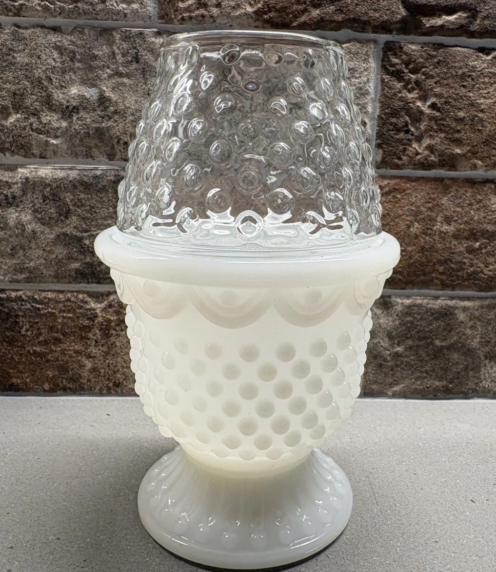 Beautiful Vintage Fairy Lamp by Avon With Original box candle Hobnail Milk Glass
