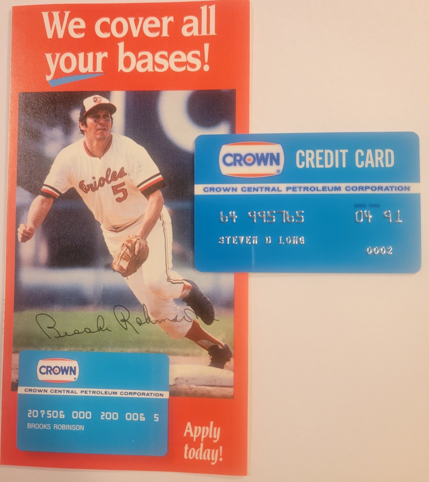 Vintage Crown Petroleum Credit Charge Card Expired 1991 - Brooks Robinson Vintage Crown Petroleum Credit Charge Card Expired 1991 - Brooks Robinson