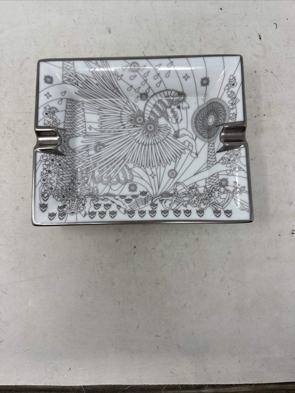 Hermès La Source de Pegase ashtray- 127