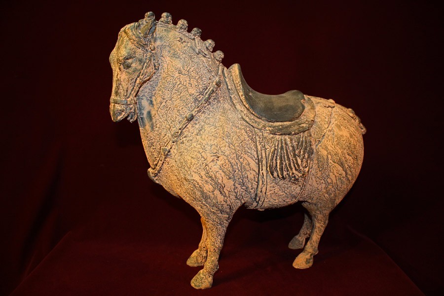 S1125  Chinese Emperor Xuanzong Fat Horse Sculpture. Decor statue.