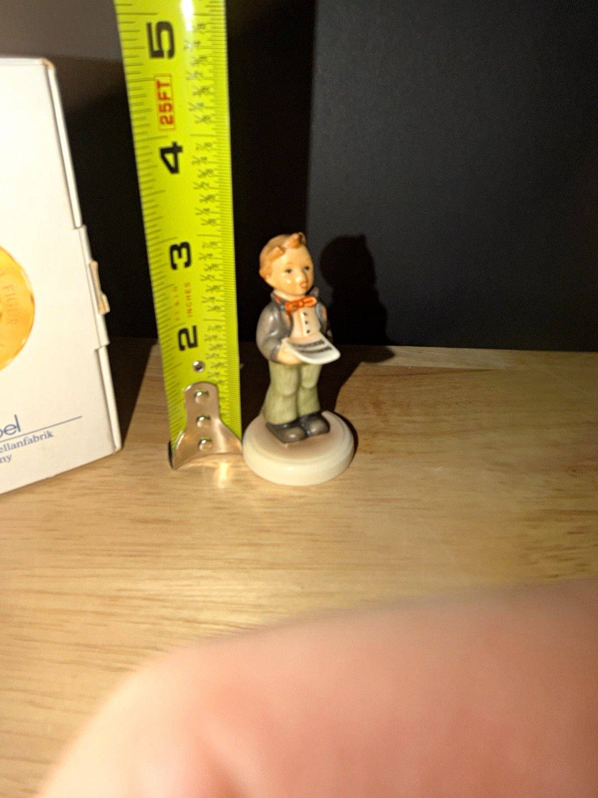 Goebel Mini Hummel 3in