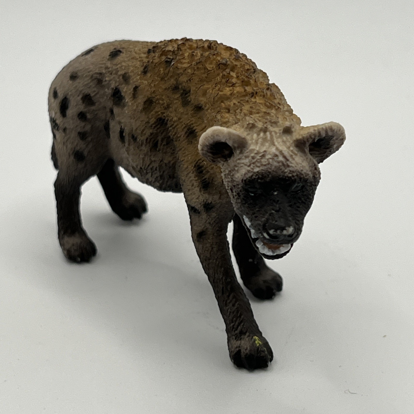 2015 Schleich Spotted Hyena Wildlife Figure #14735 RETIRED