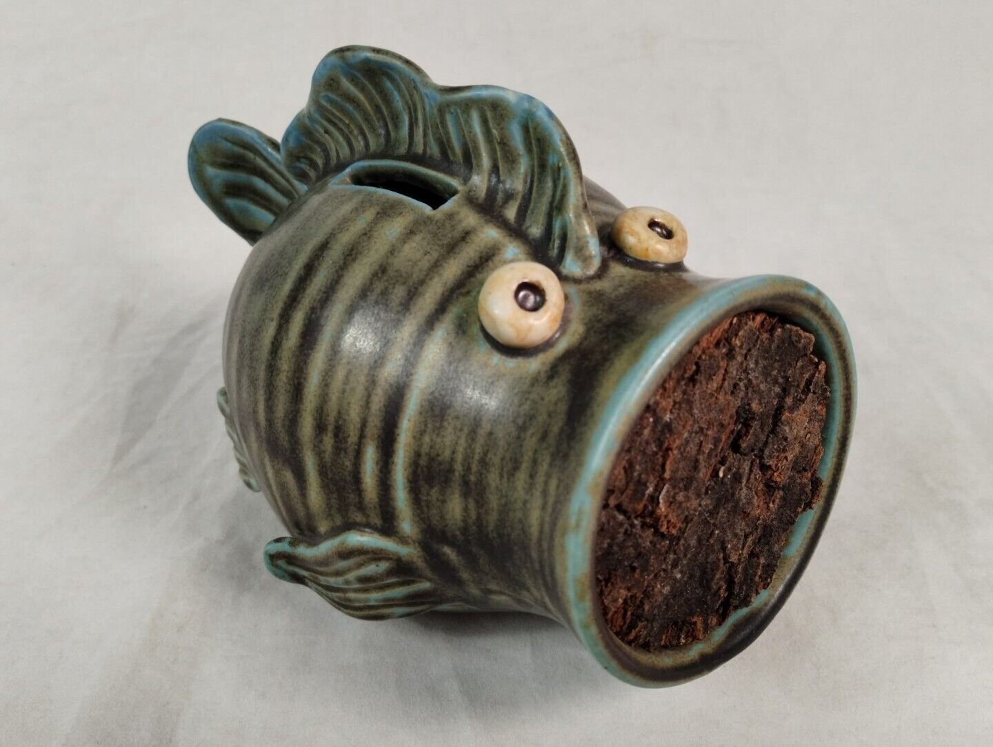 Vtg MCM Pottery Ceramic Hand Crafted Coin Piggy Bank BIG MOUTH FISH w/Cork Plug