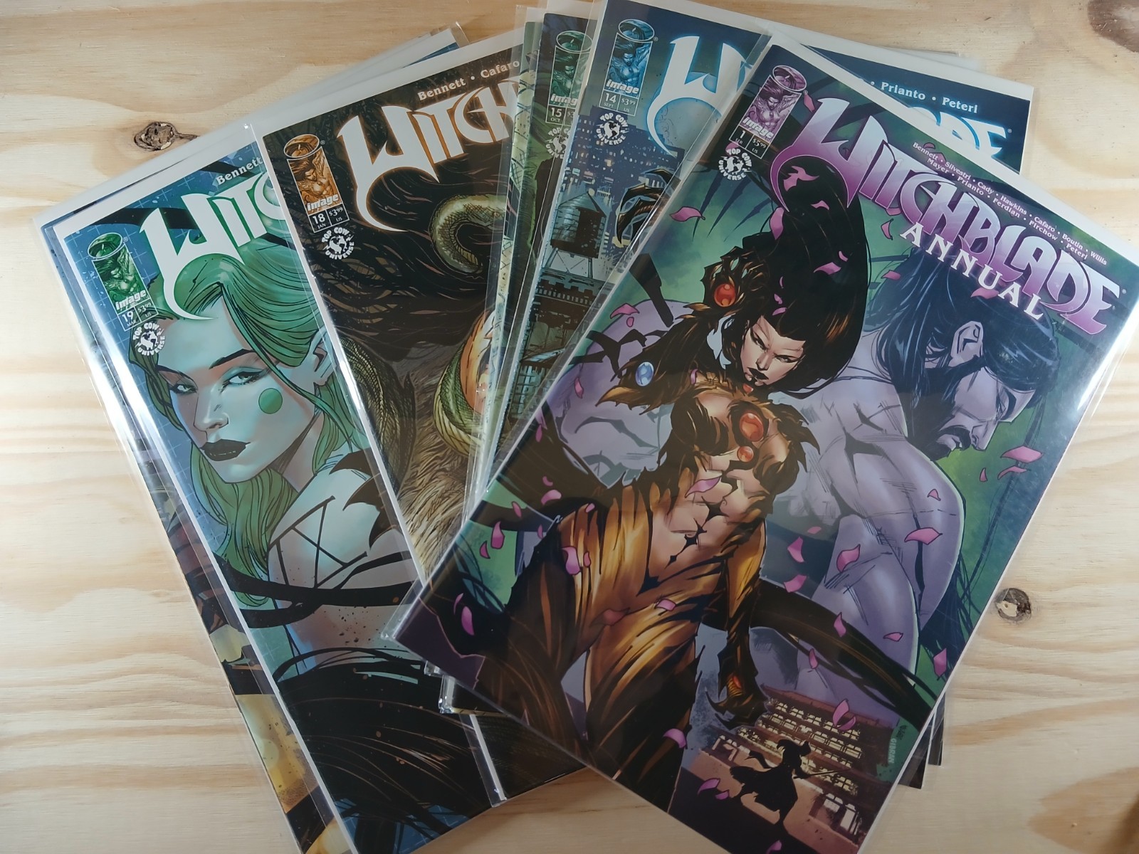 Top Cow Image Comics Witchblade Lot Of 7 Sarah Pezzini Top Cow Image Comics Witchblade Lot Of 7 Sarah Pezzini