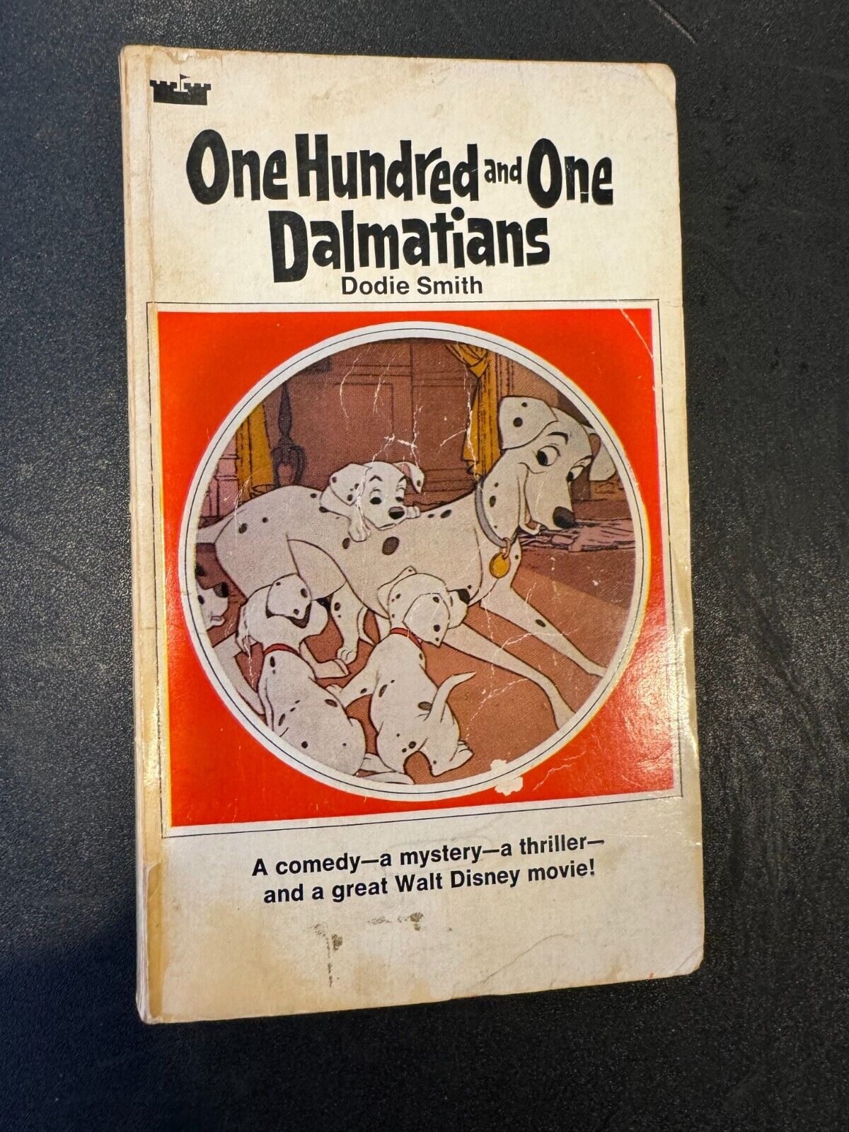Walt Disney One Hundred and One Dalmatians Dodie Smith, Vintage 1969, Avon PB
