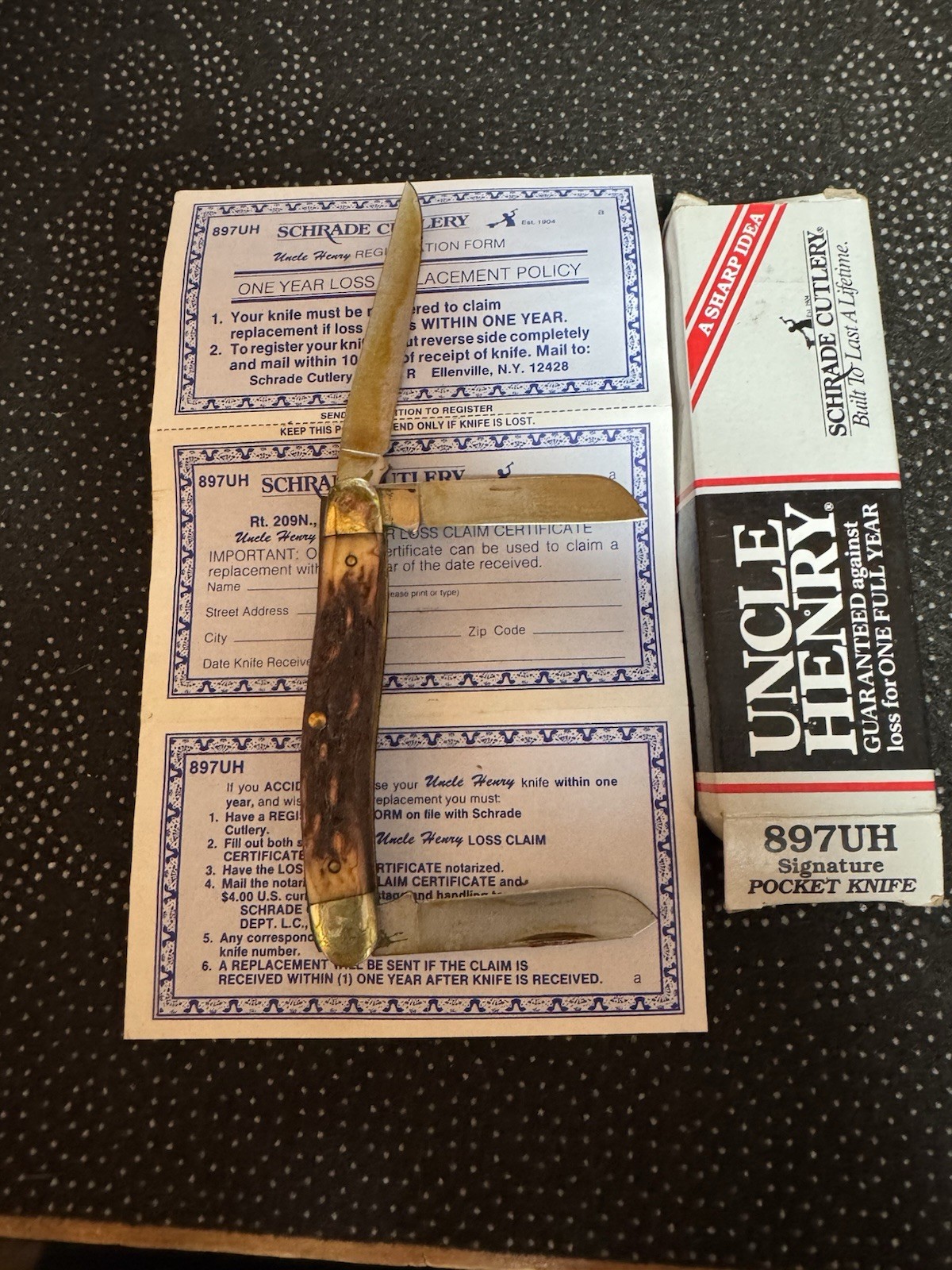 Vintage Schrade Uncle Henry 897UH Signature 3-Blade Pocket Knife & papers & Box