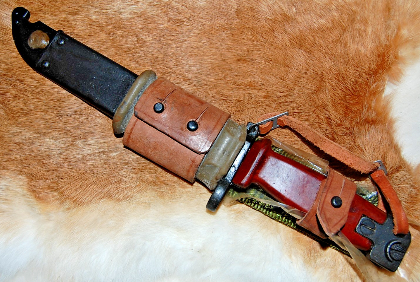 Vintage Rifle Knife Bayonet w/ Scabbard & Frog - Mint - Unissued