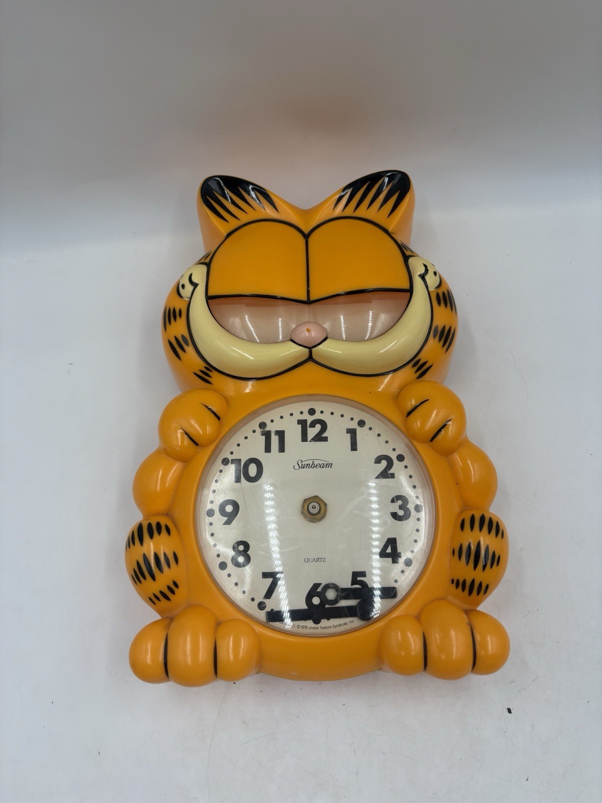 1978 Garfield Sunbeam Quartz Pendulum Wall Clock PARTS ONLY MISSING PIECES