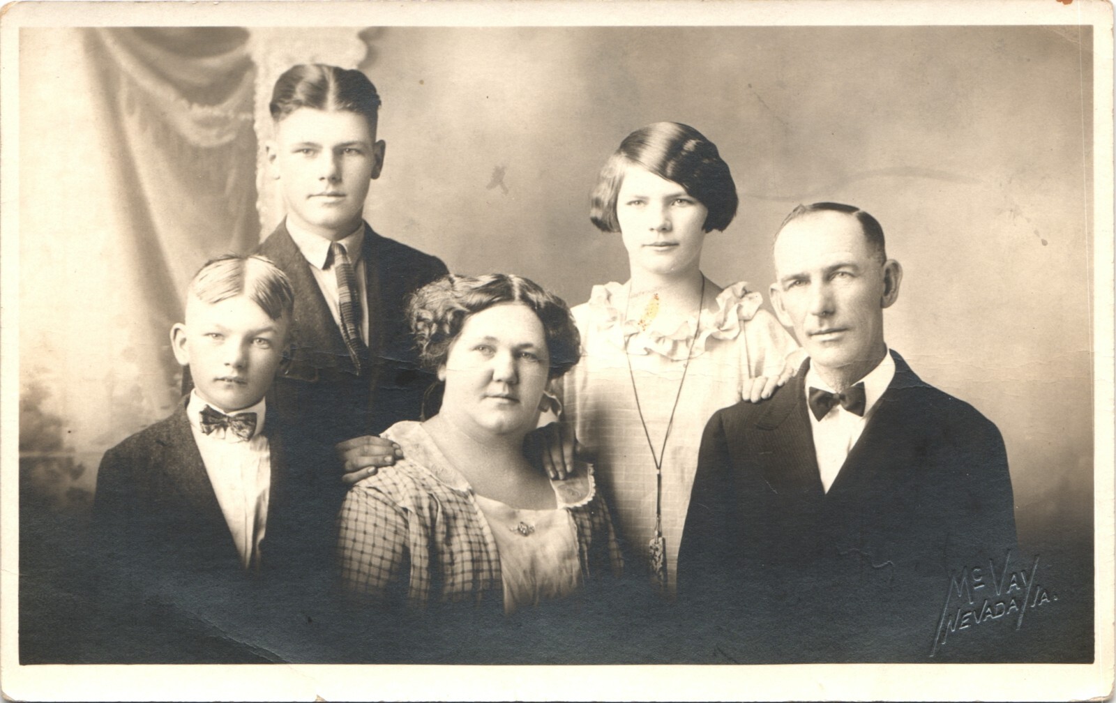 NEVADA, IA, FAMILY PORTRAIT real photo postcard IOWA ANTIQUE RPPC c1910