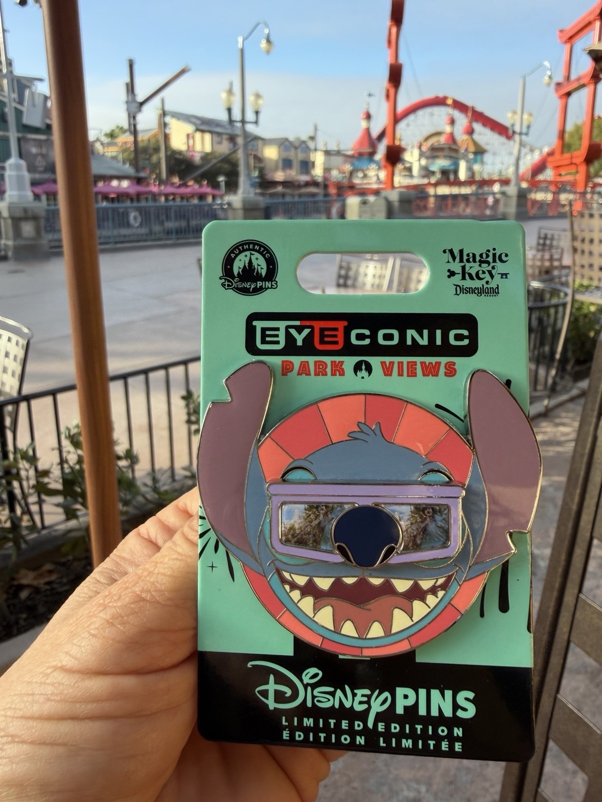 Disney 2026 Eyeconic Stitch Park Views LE 3000 Magic Key Quarterly Pin 4 Of 4