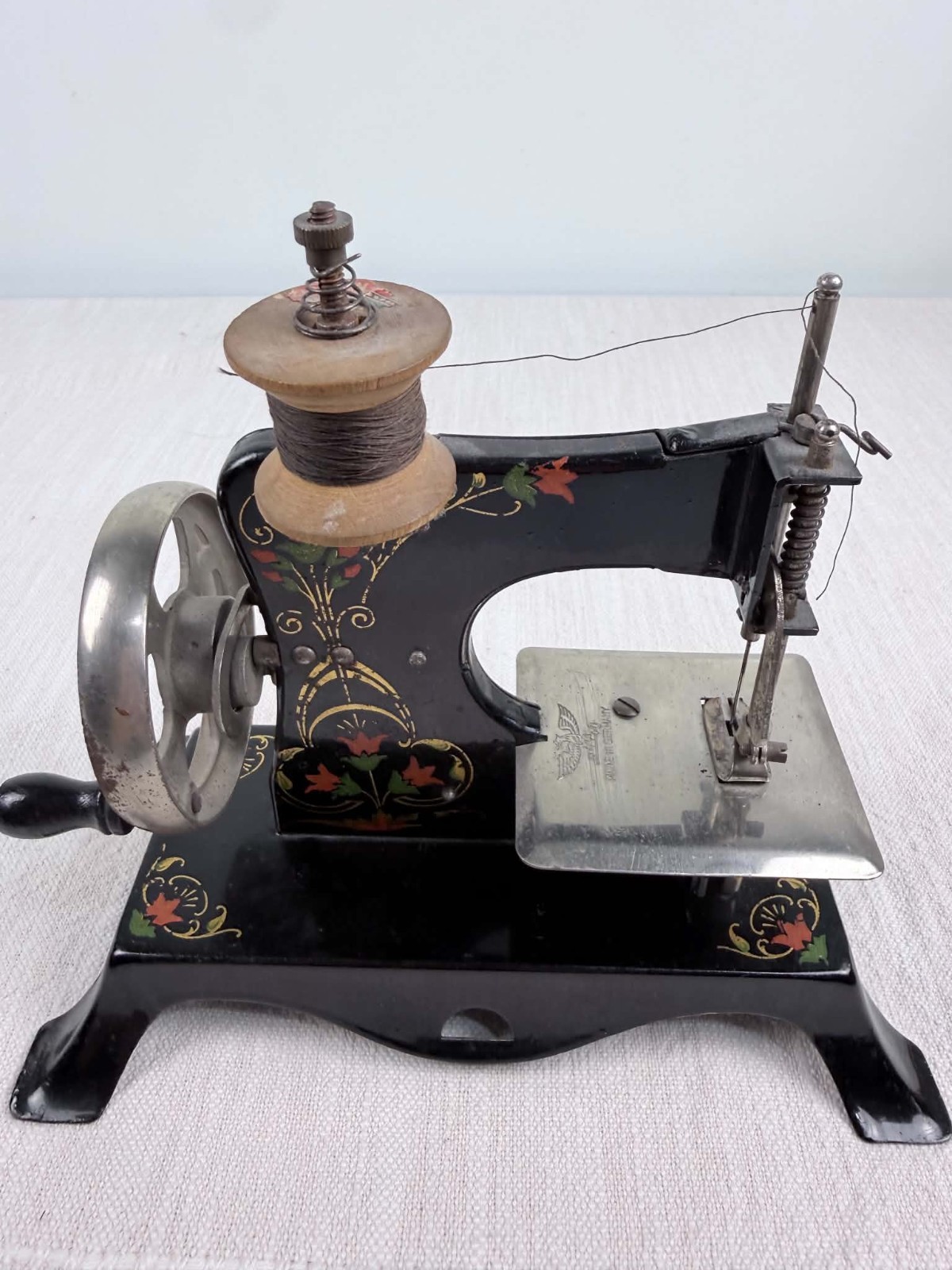 Antique Casige Toy Sewing Machine Germany Eagle Key Floral 1920s 1930s
