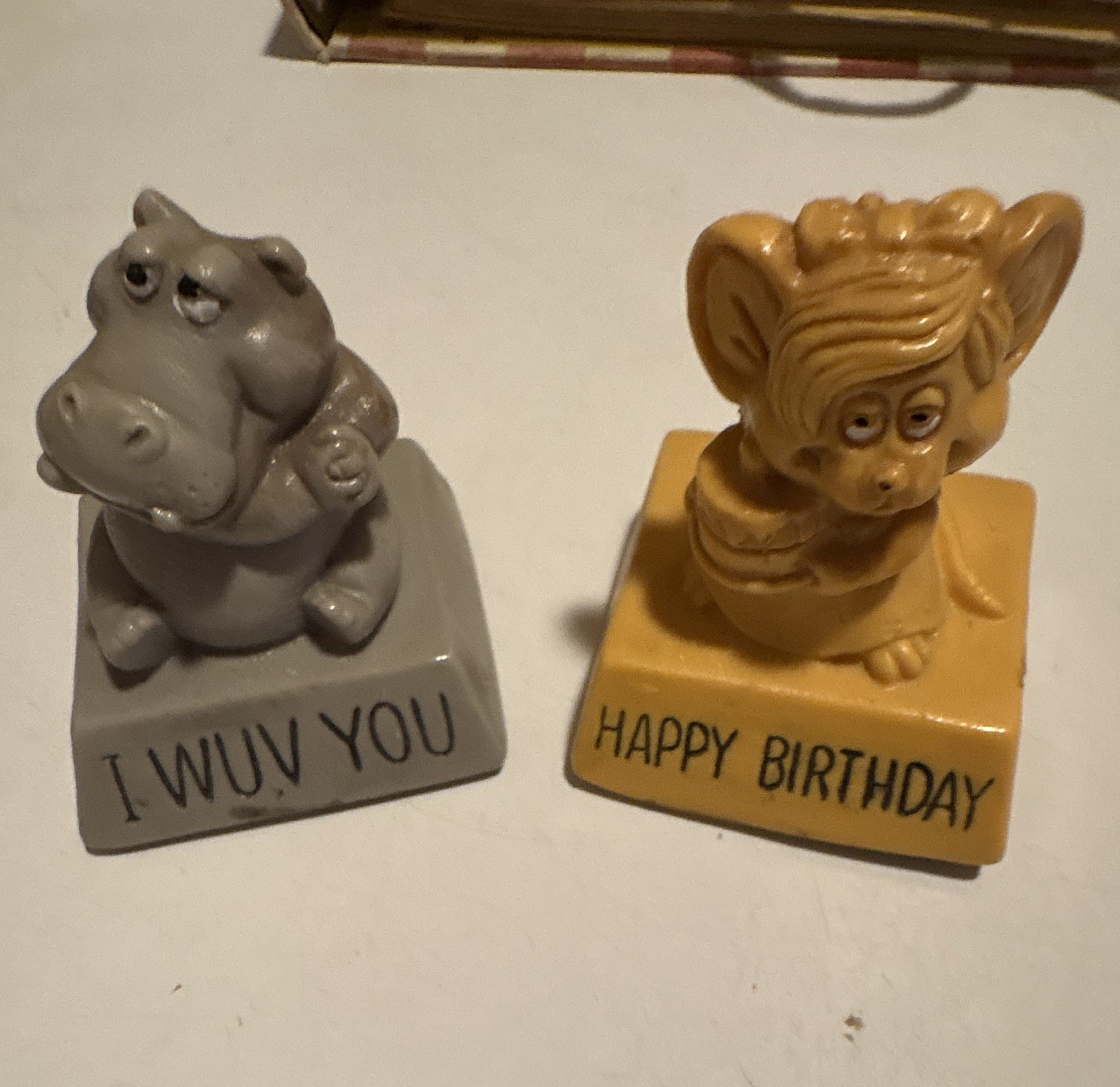 Wallace Berrie Co. 2-Pack 1974 Hippo Figurines I Wuv You & Happy Birthday