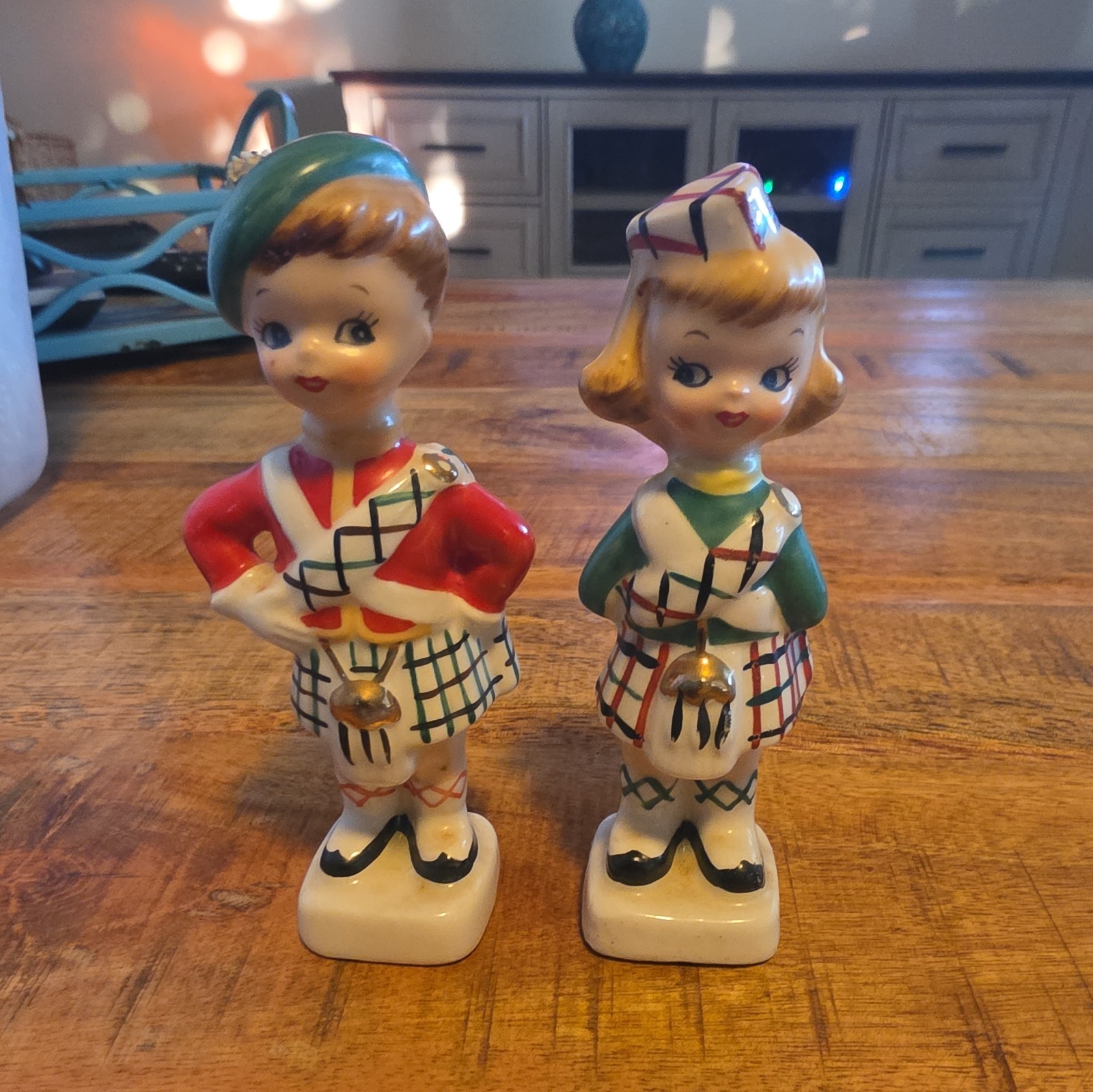 Vintage Scottish Girl Boy Salt & Pepper Shakers