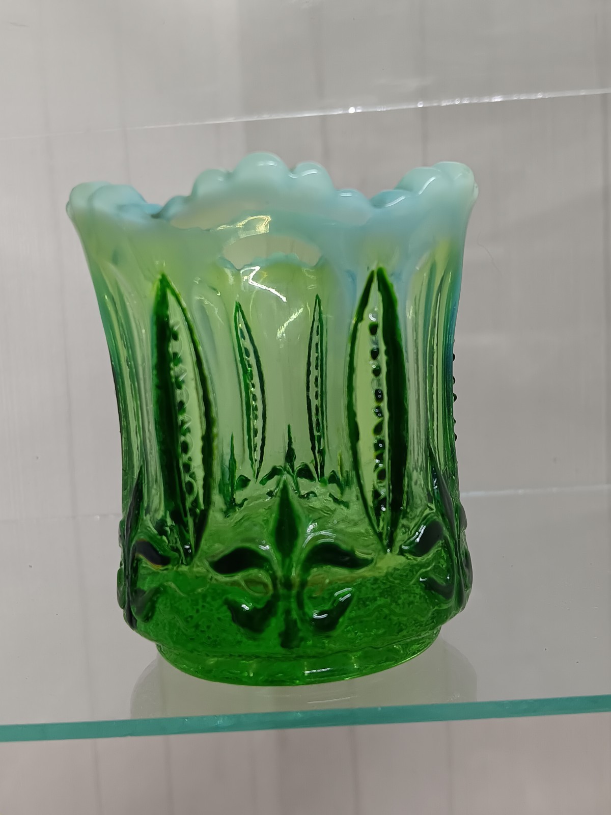 Jefferson. IRIS & MEANDER. Toothpick Holder Green Opal