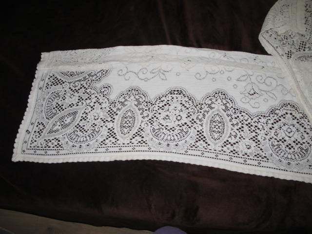 Vtg Ivory Lace Crocheted Valance Curtain 72x18