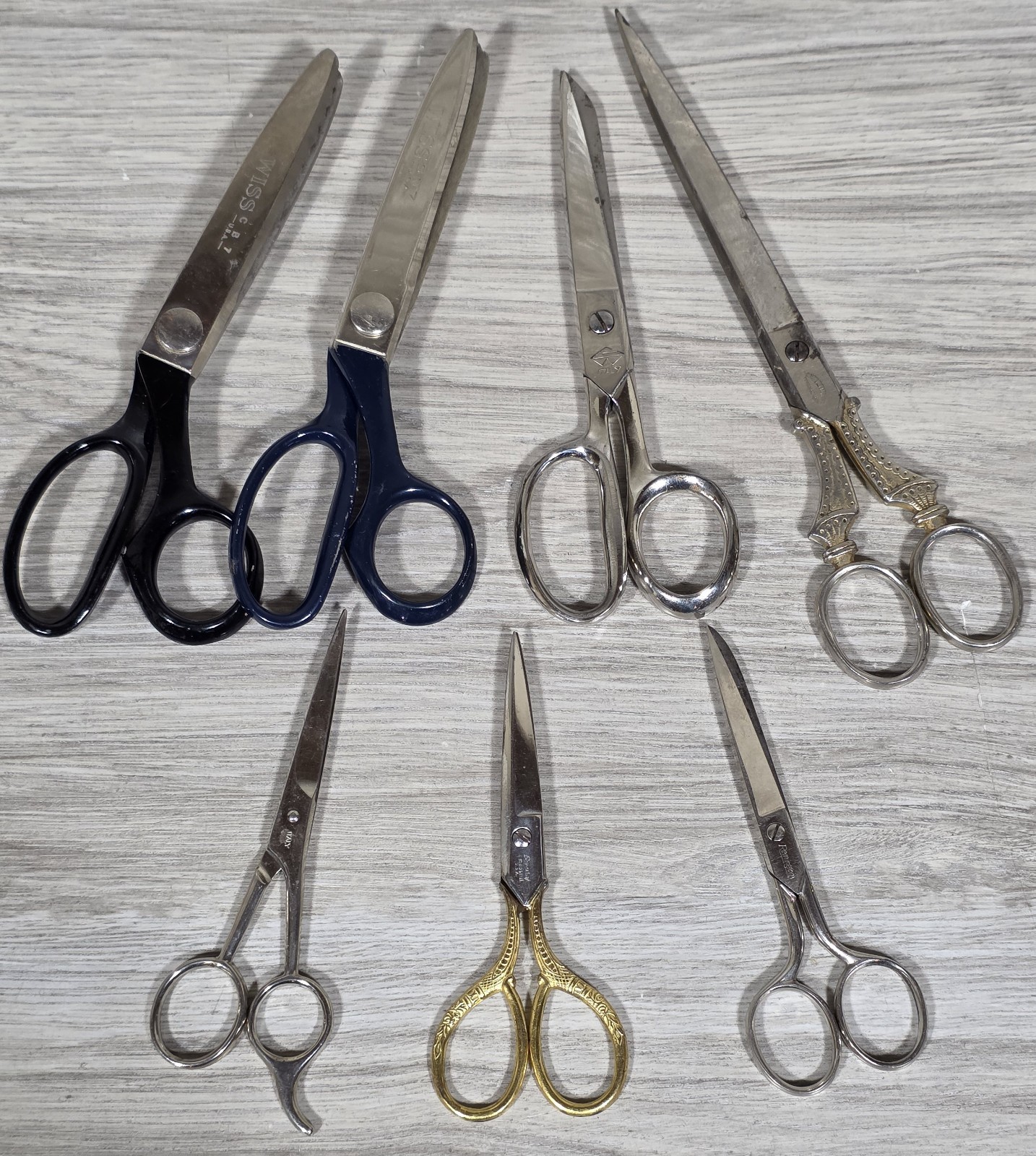 Vintage Sewing Scissors Lot Wiss CB-7 Pinking Shears Ornate Gold Remington Italy
