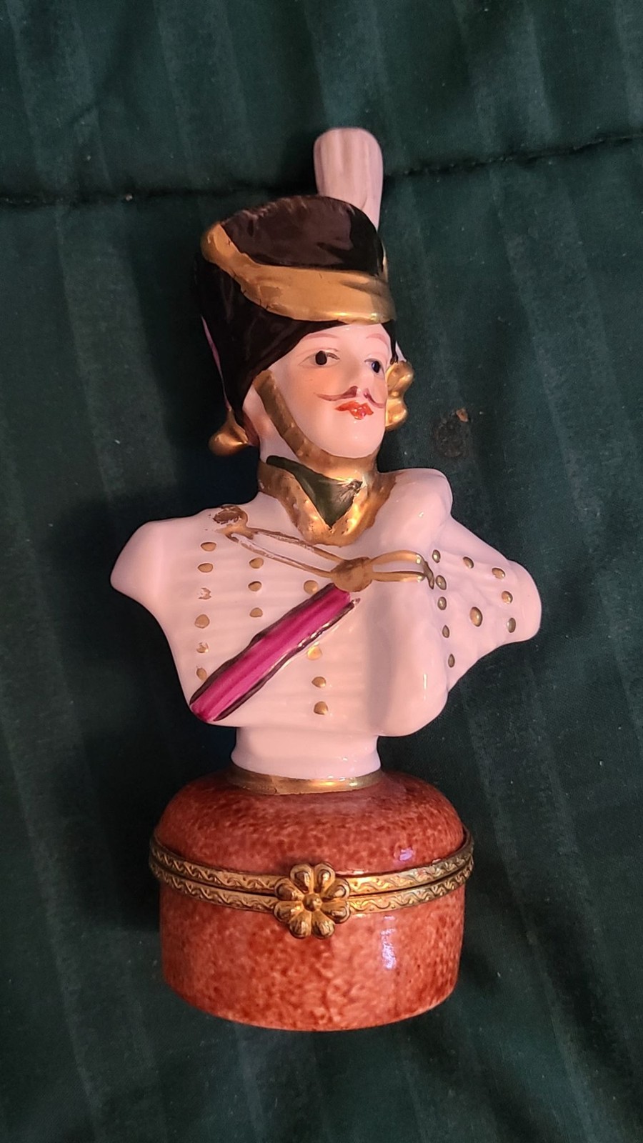 Vintage Limoges Porcelain French Soldier Officer Bust Trinket Box Vintage Limoges Porcelain French Soldier Officer Bust Trinket Box