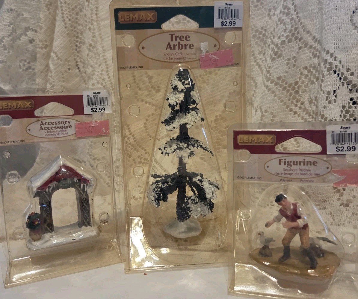 Christmas Village And Plymouth Corners Lemax Mixed Lot Of 3 All New Unopened 