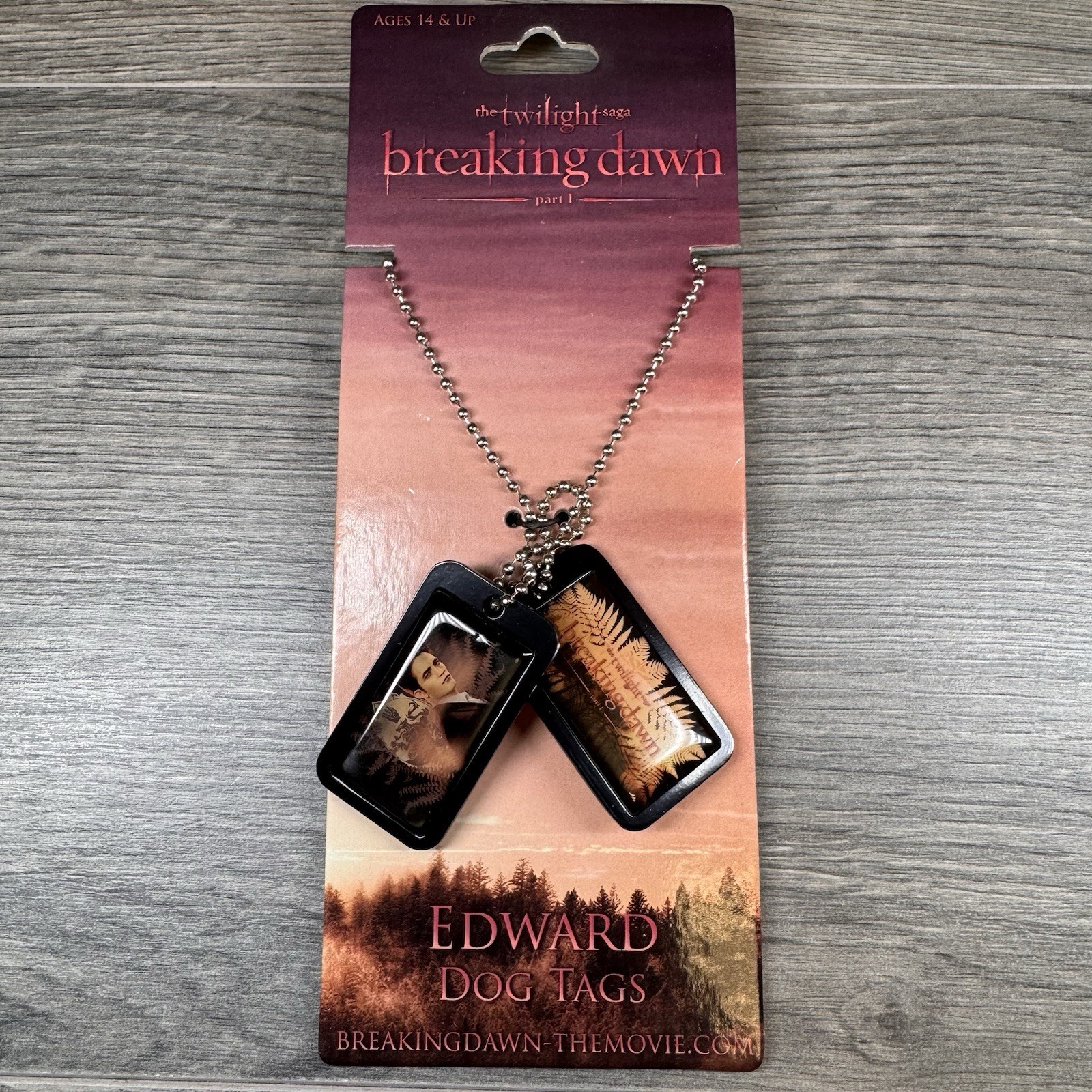 Twilight Saga Breaking Dawn Part 1 Edward Dog Tags NECA