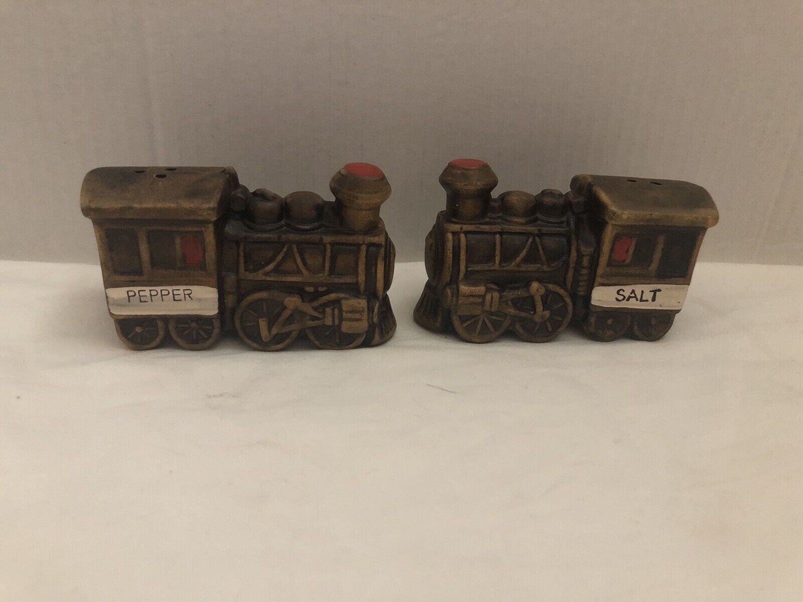 Vintage Steamtown Train Salt & Pepper Shakers Made In Japan 