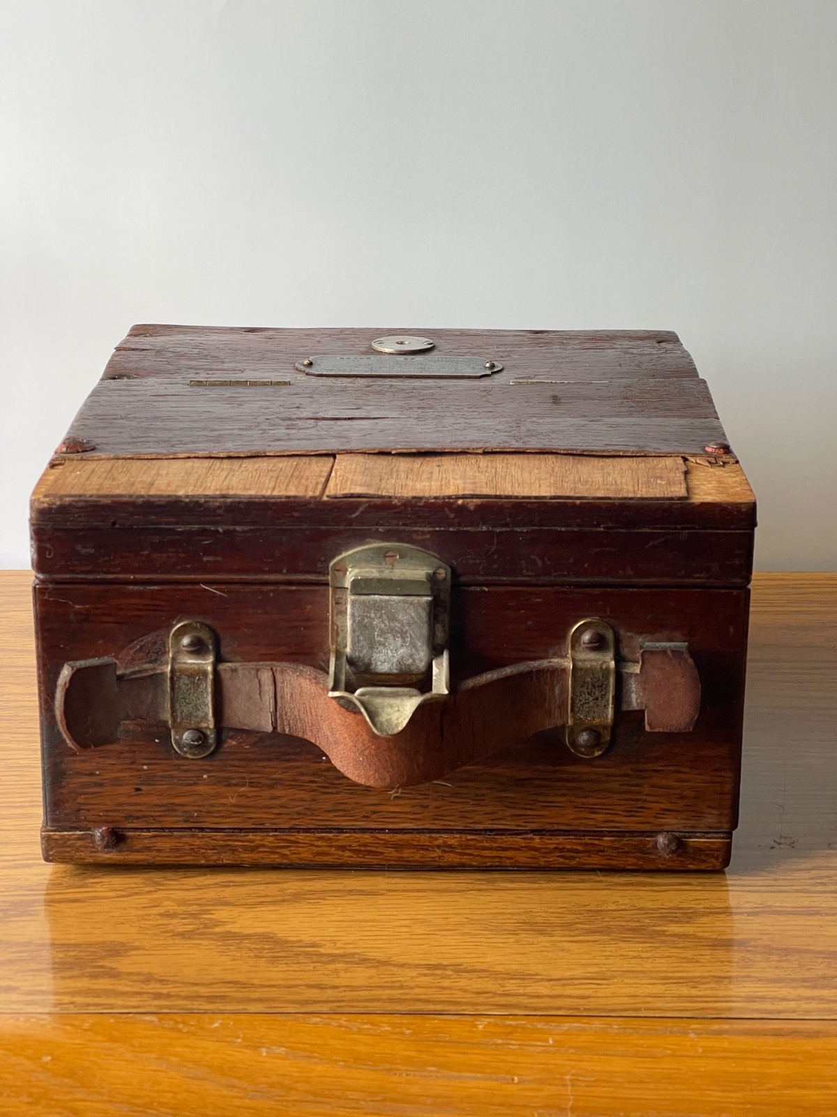 Antique 1919 Weston Model 45 DC Milliammeter Wooden Box Laboratory Certificate Antique 1919 Weston Model 45 DC Milliammeter Wooden Box Laboratory Certificate