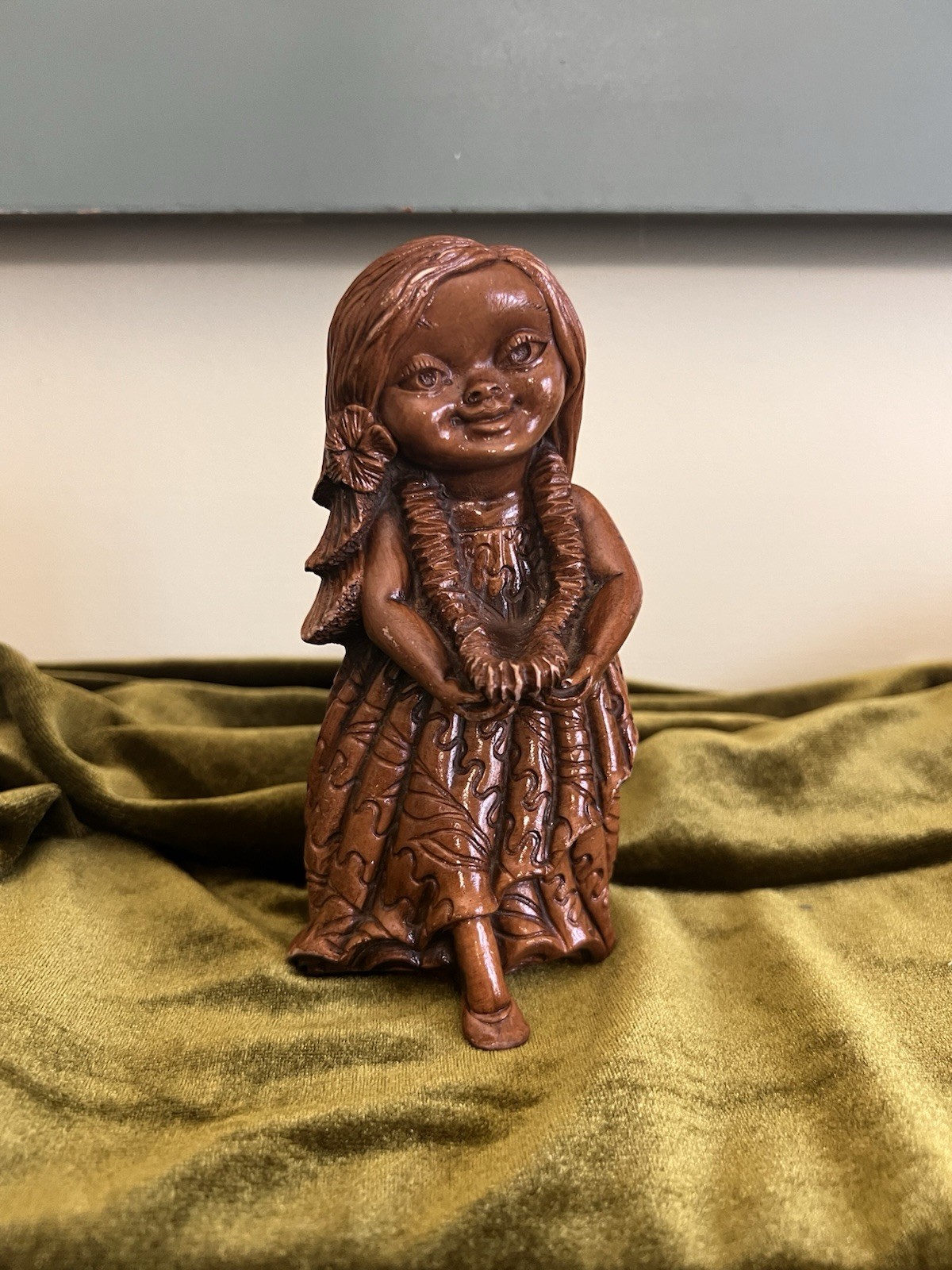 Coco Joe\'s Aloha Keiki Hapa-Wood Hawaiian Figurine, Brown (26-0108) Coco Joe\'s Aloha Keiki Hapa-Wood Hawaiian Figurine, Brown (26-0108)