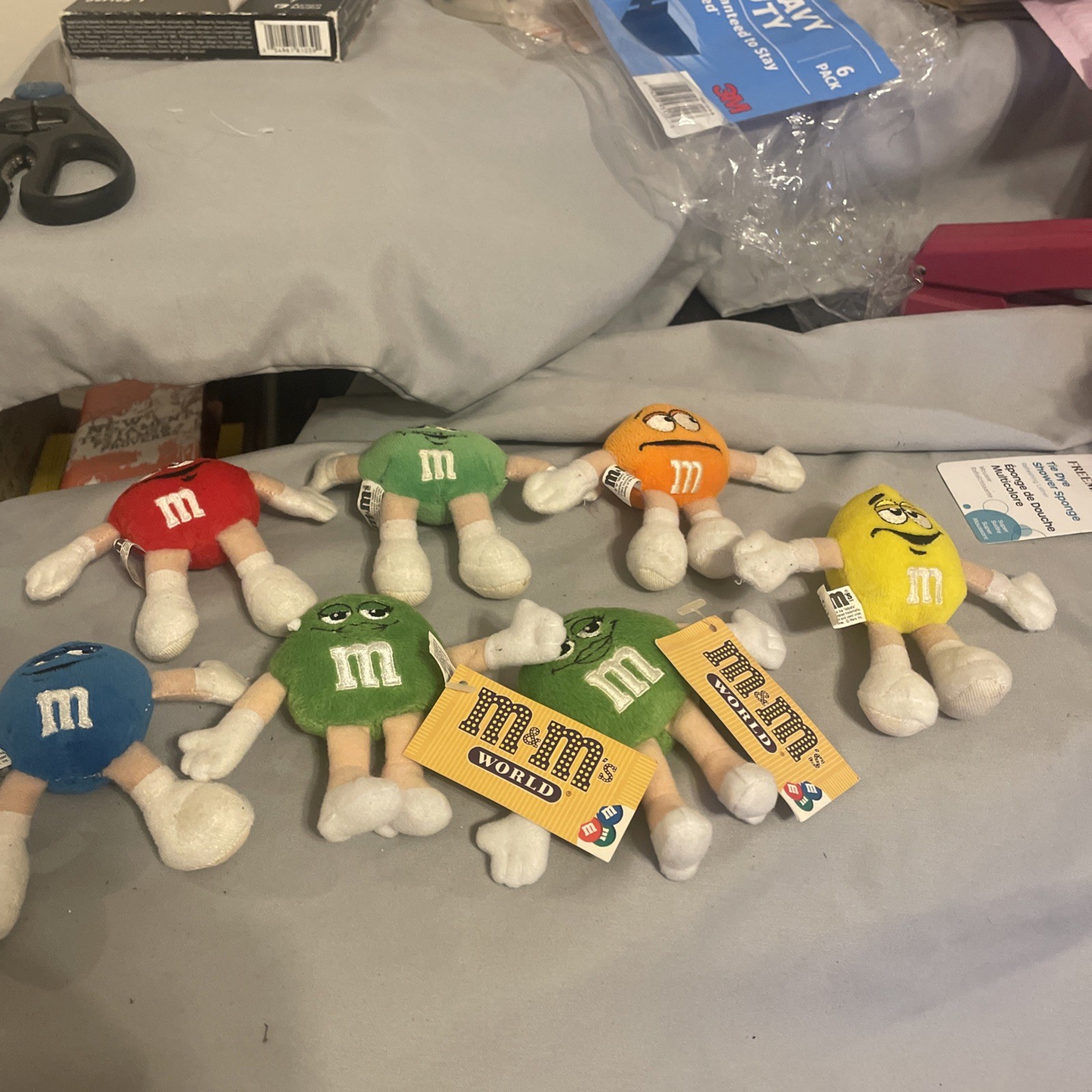 M&M's World LOT 7 Fridge Magnets plush 3.5 inches (2 with tags)