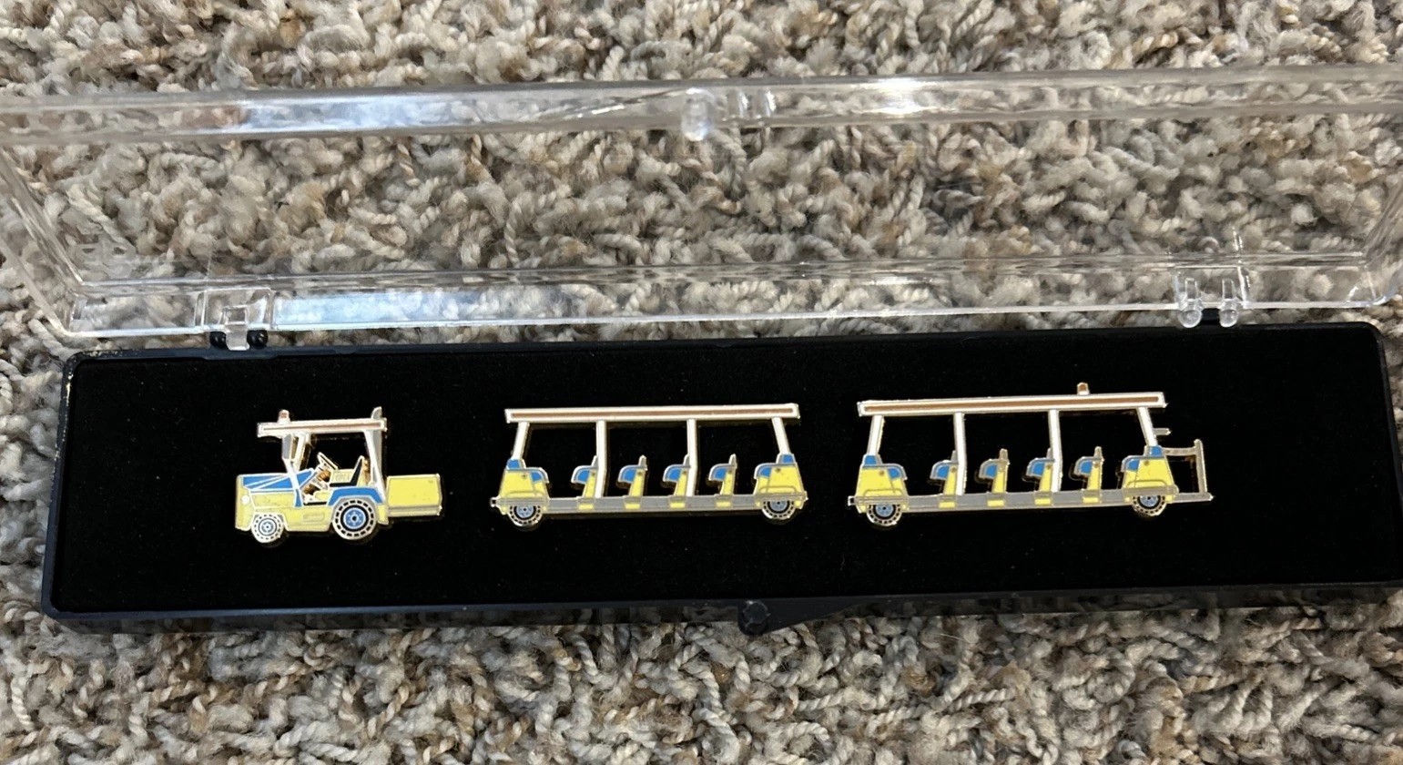 LE OLD Disney Parking Lot Transportation Tram DLR Cast Exclusive 3 Pin SET