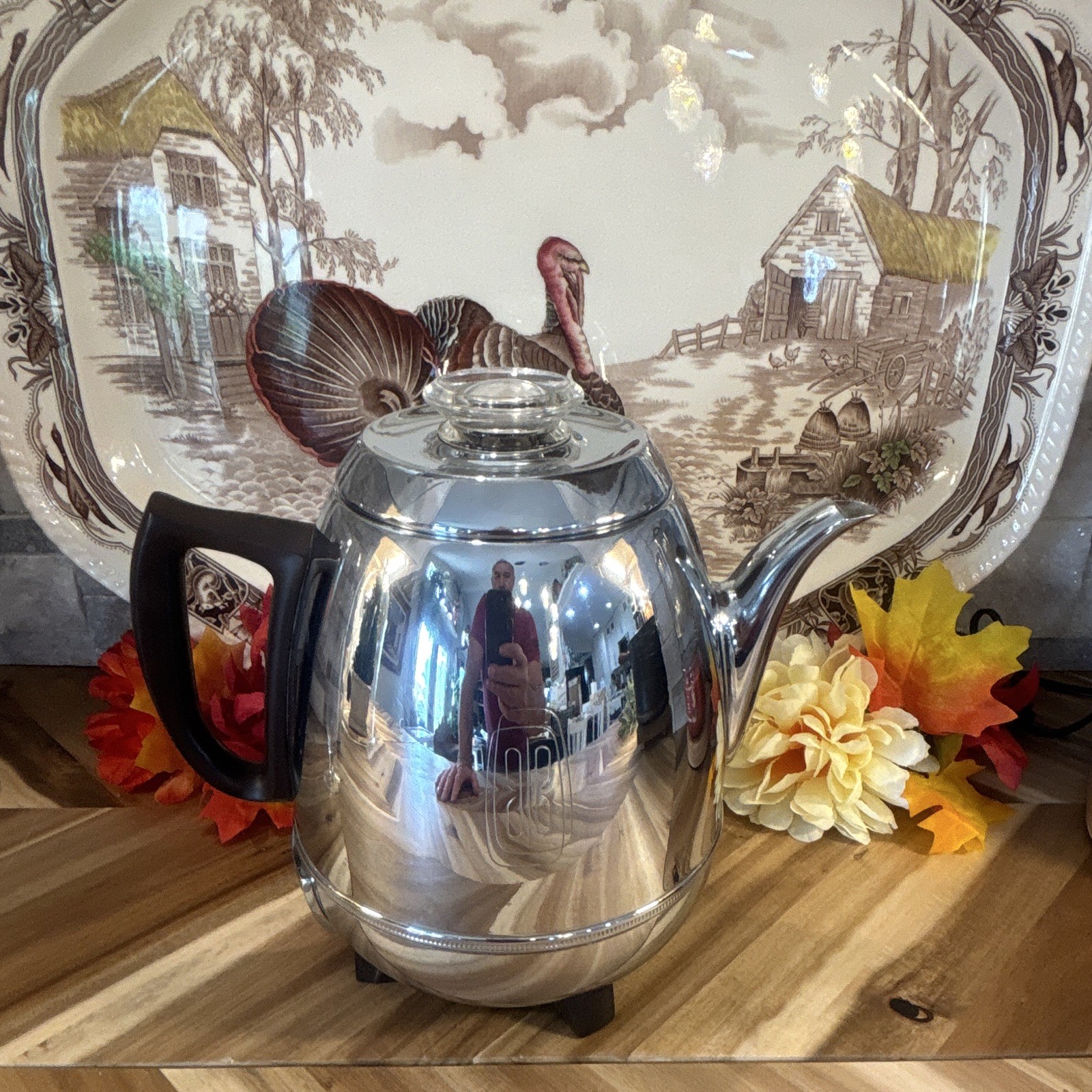 Vintage GE potbelly Electric Percolator Coffee pot chrome Works great
