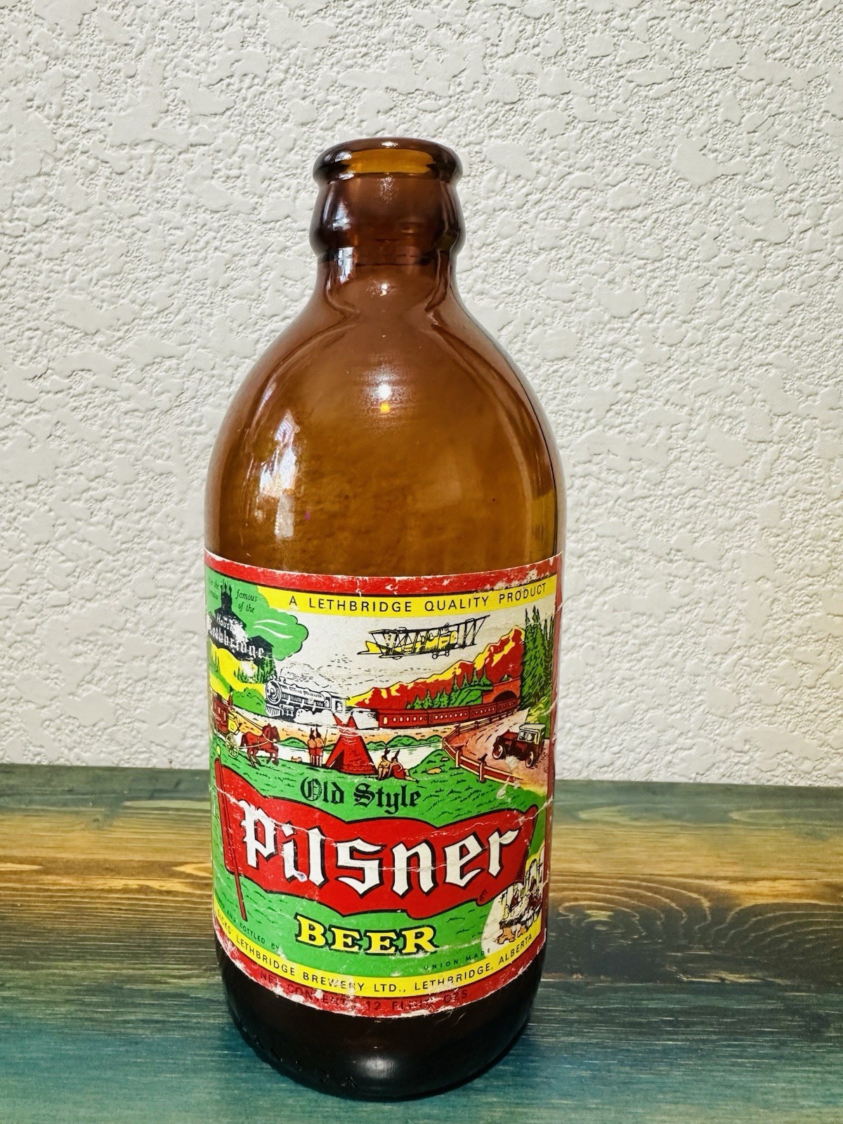 1957 Sick’s Lethbridge Brewery Old Style Pilsner Amber Stubby Beer Bottle