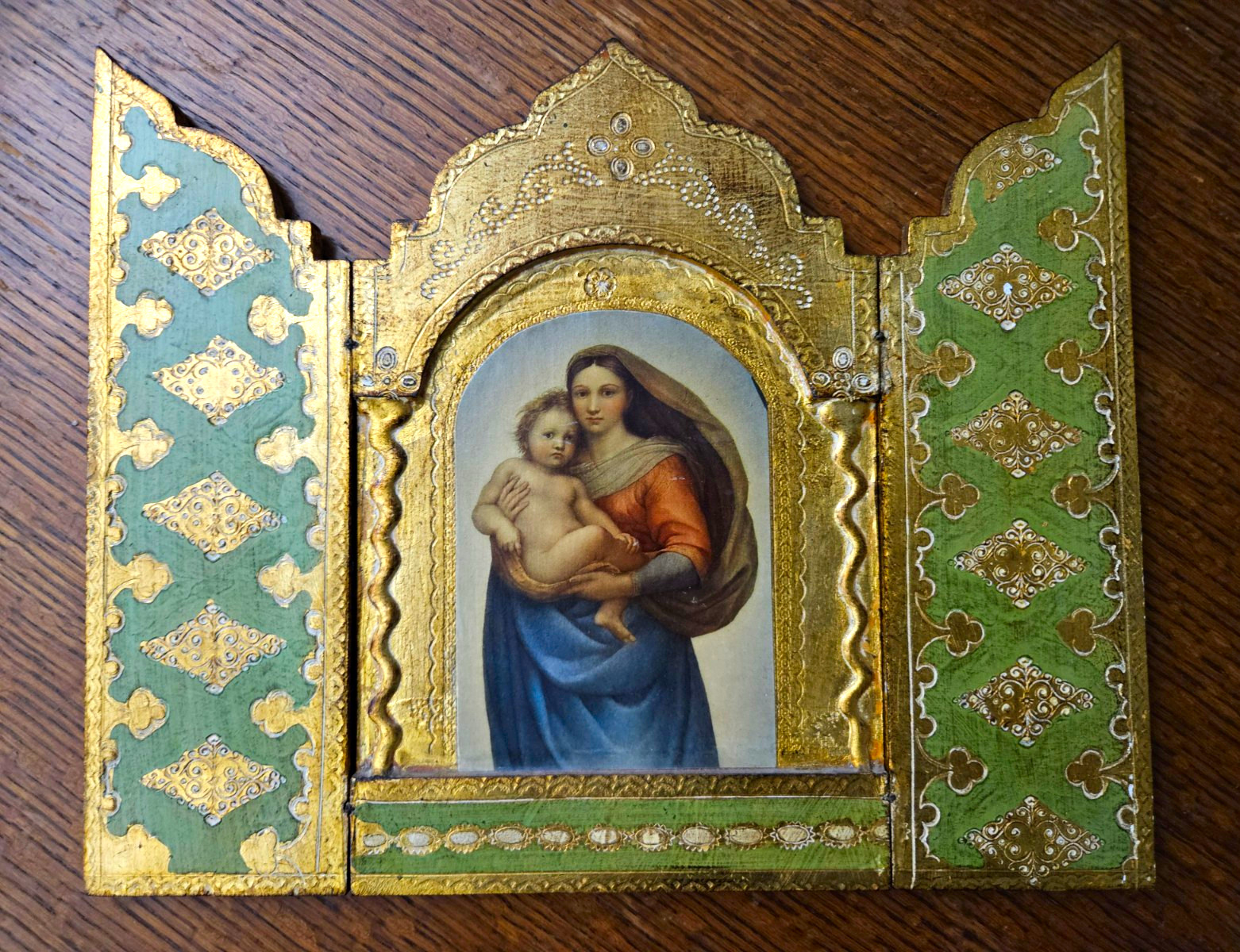 Vintage Italian Florentine Gilt Wood Triptych 10\