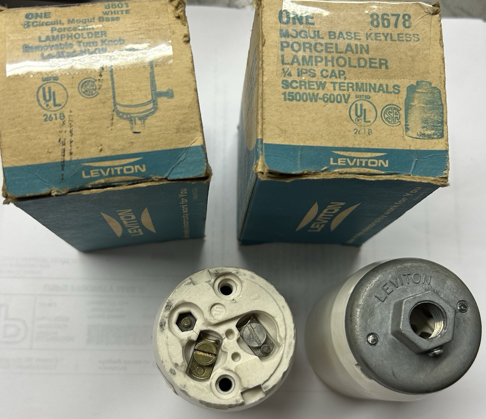 (4) Leviton Mogul Sockets (3) #8678 Keyless  &  (1) #8601 Turn Knob