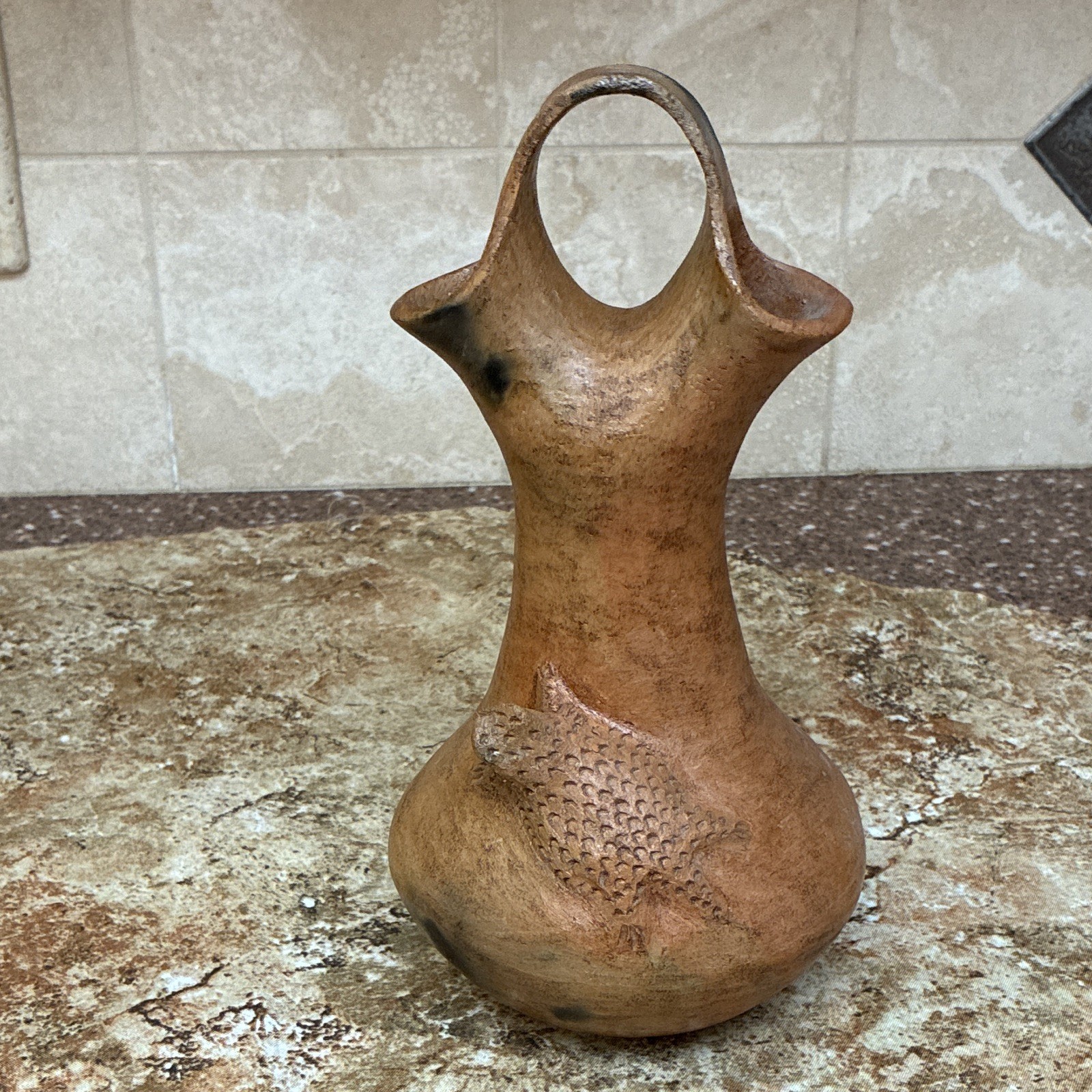 Navajo Wedding Vase By Elizabeth Manygoats..10\ Navajo Wedding Vase By Elizabeth Manygoats..10\