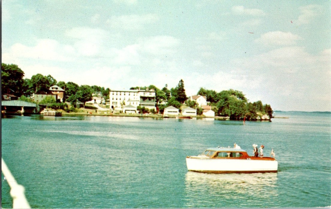 Gananoque Inn Thousand Islands Tour Boat Ontario Canada Postcard Vintage Gananoque Inn Thousand Islands Tour Boat Ontario Canada Postcard Vintage