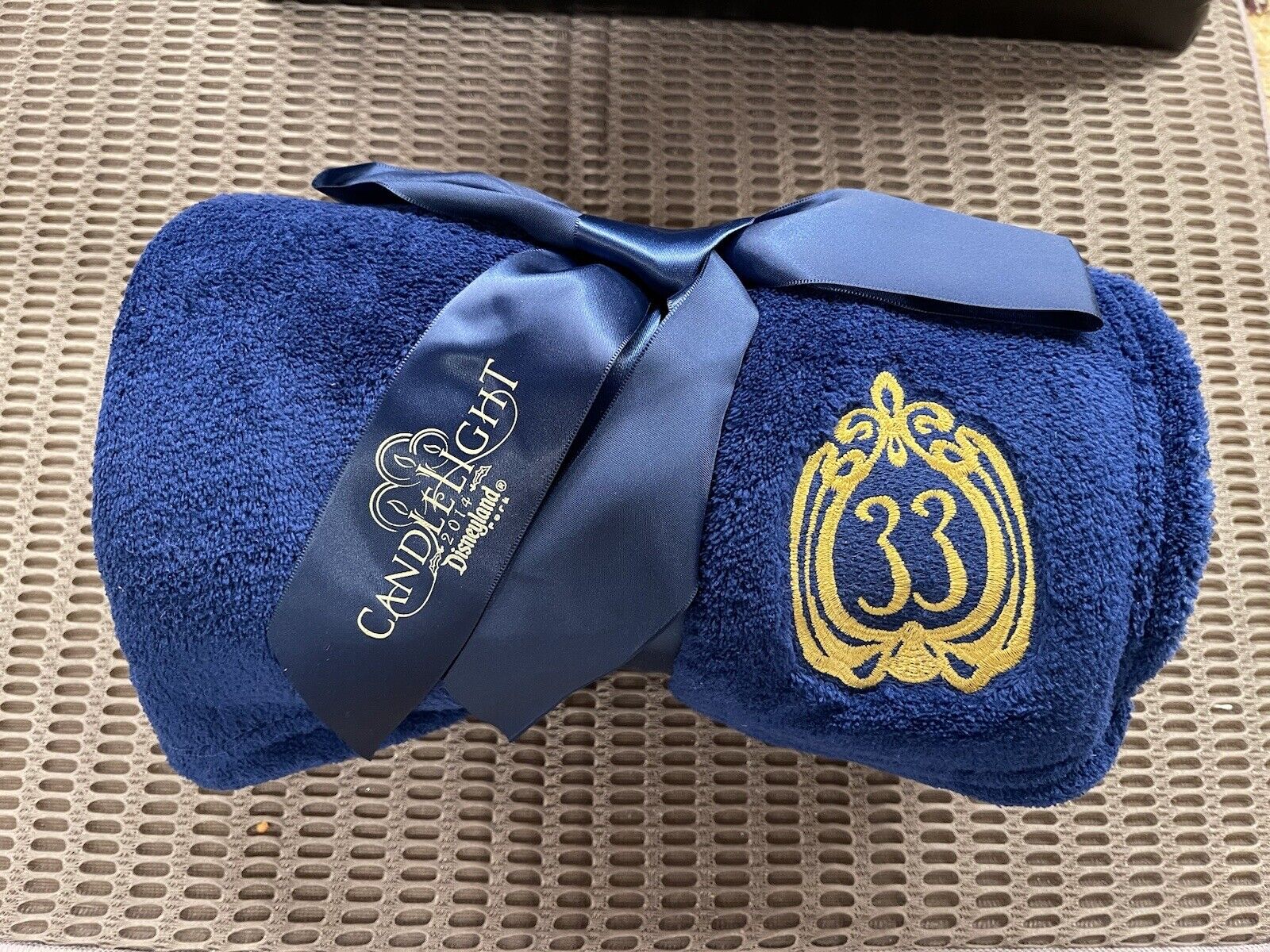 CLUB 33 BLUE LAP BLANKET WITH GOLD CLUB LOGO From Disneyland Candlelight- New