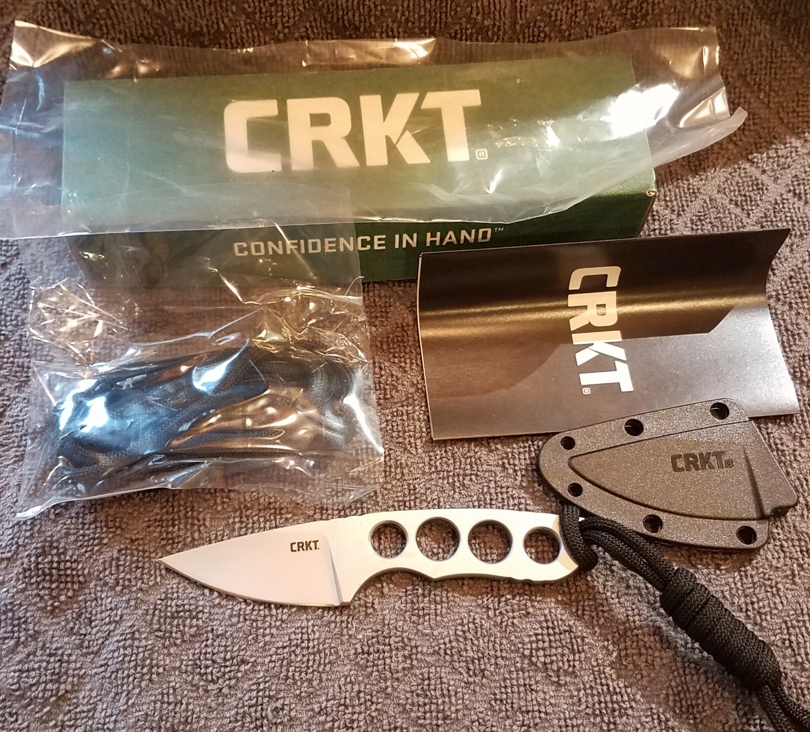 CRKT 2408 BITA Jesper Voxanes  Ultra Light Pack Blade Camp Neck Knife EDC Carry 